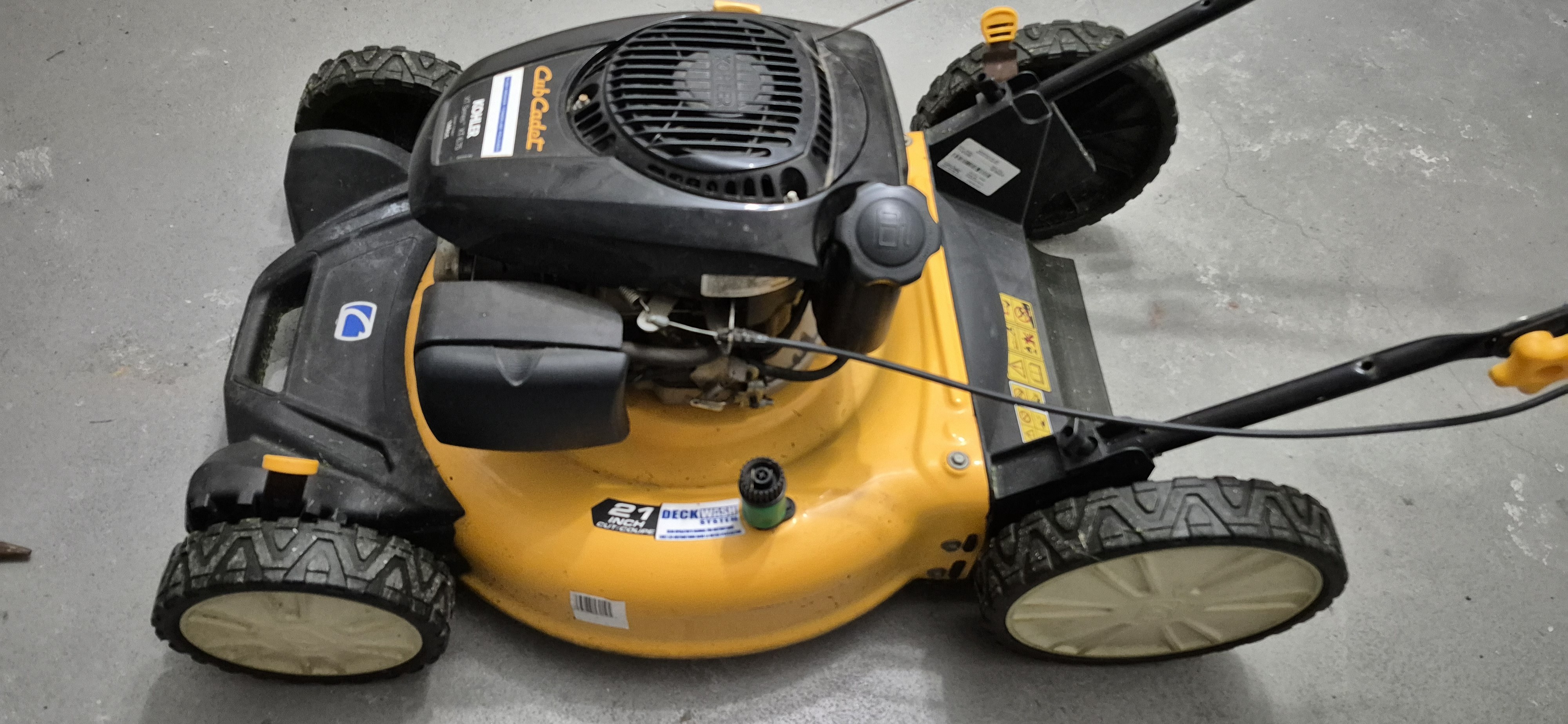 21" Cub Cadet push mower - photo 3