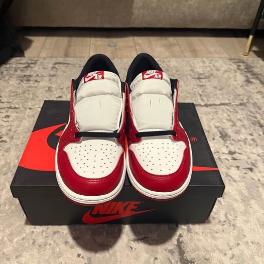 Jordan 1 Chicago Low - photo 2
