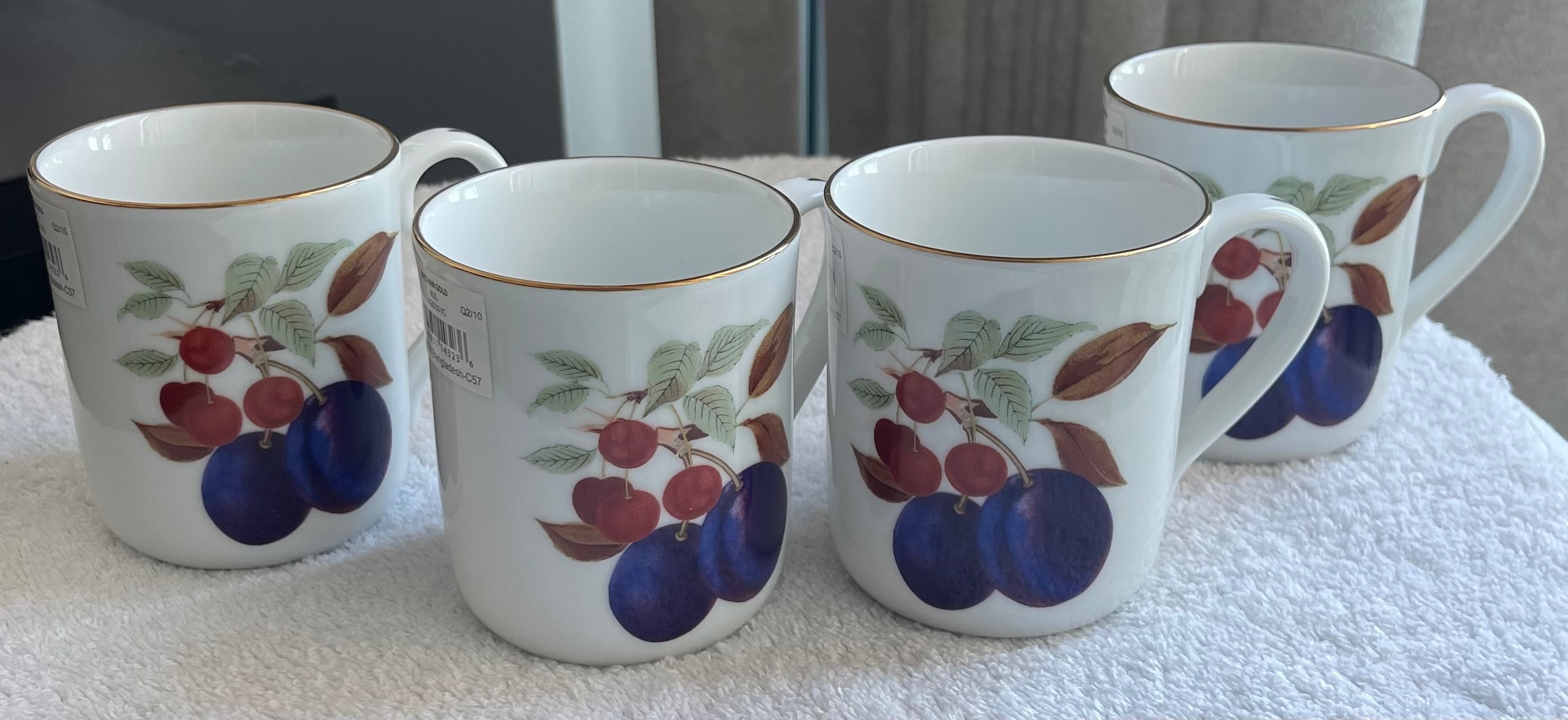 Set of 4 Royal Worcester Mugs (Microwave Safe)