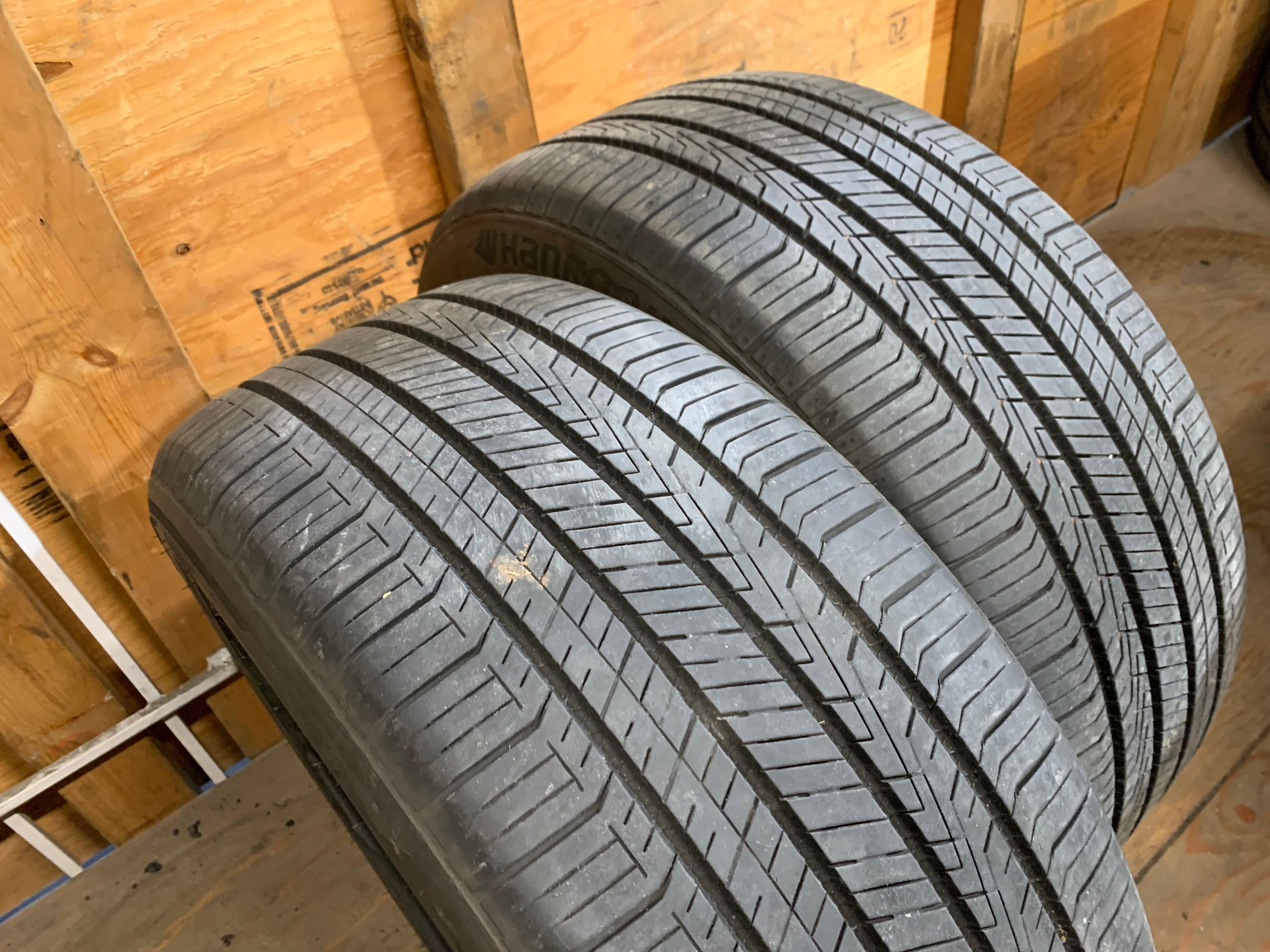 PAIR of 235/45/18 98V M+S Hankook Ventus S1 AS with 70/80% tread - photo 4