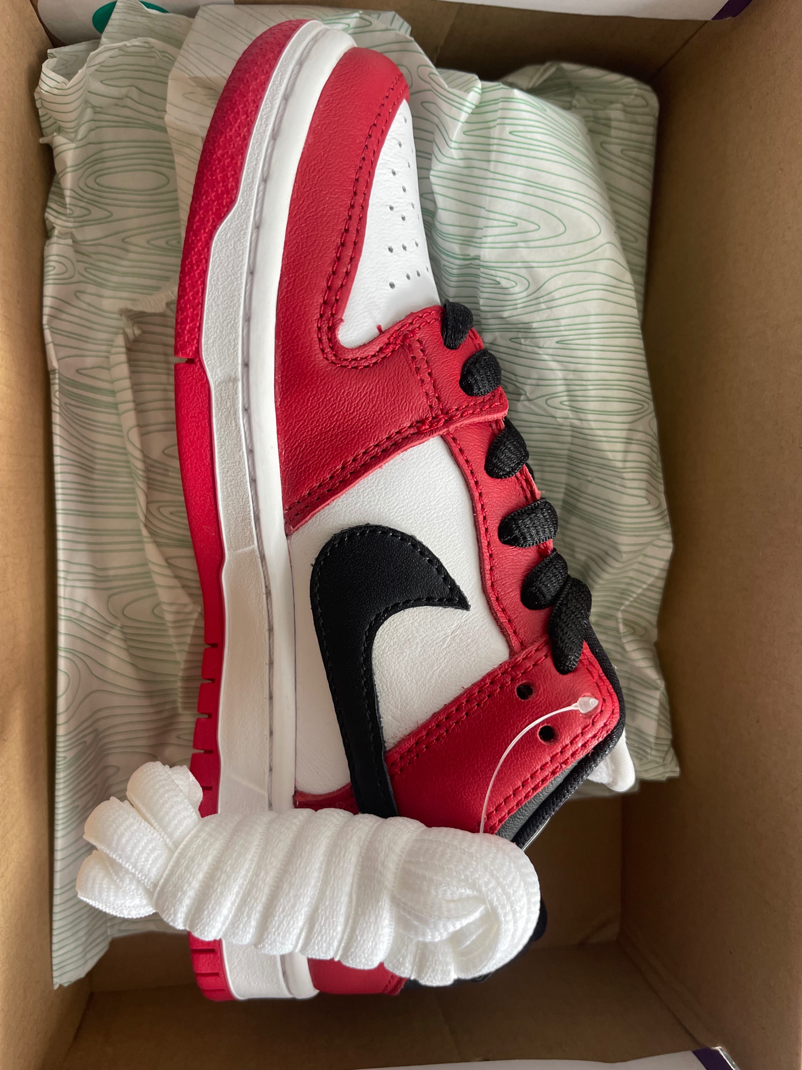 New Nike SB Dunk Low "Chicago" J-Pack - Size 5.5W / 4M - photo 5