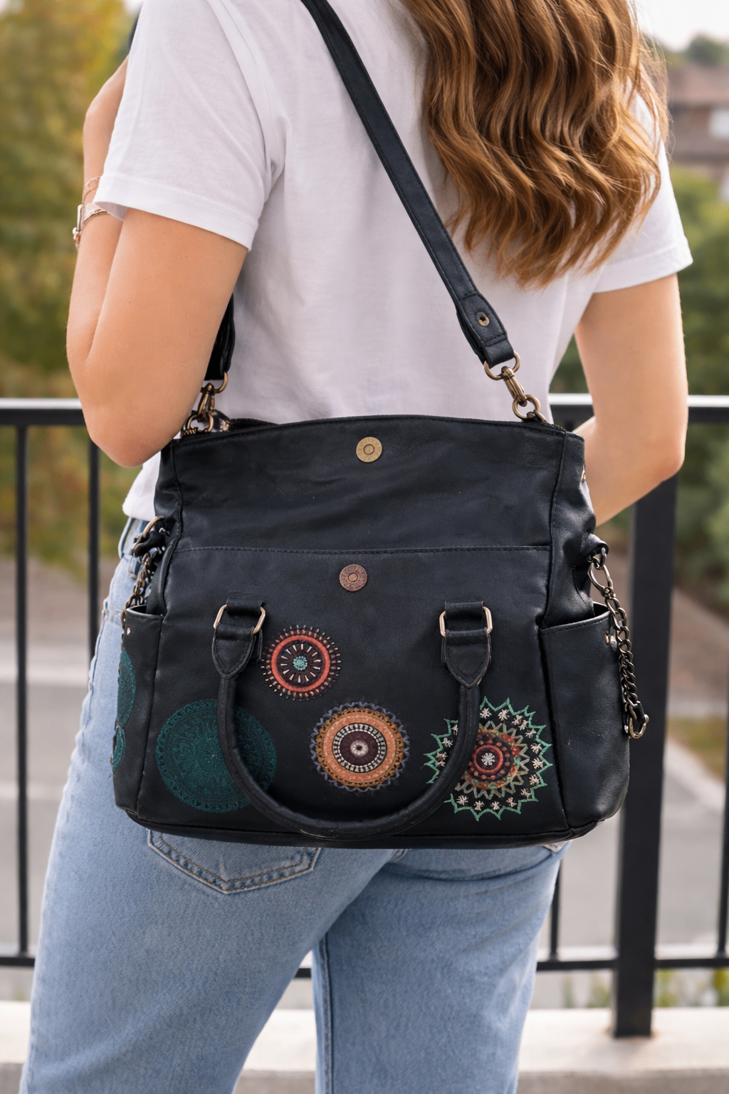 Desigual Black Leather Embroidered Handbag - photo 2