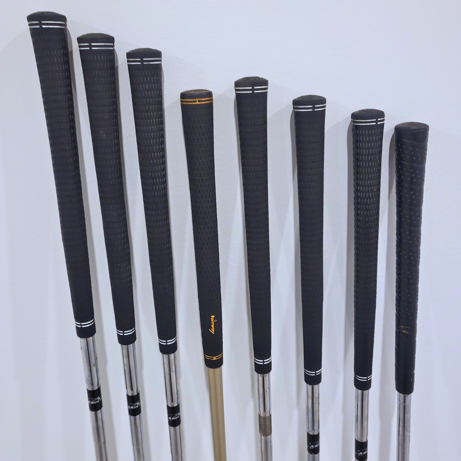 Pre-Loved - 8-Pc Multi-Brand Right-Handed Iron Set - South Ajax - photo 5