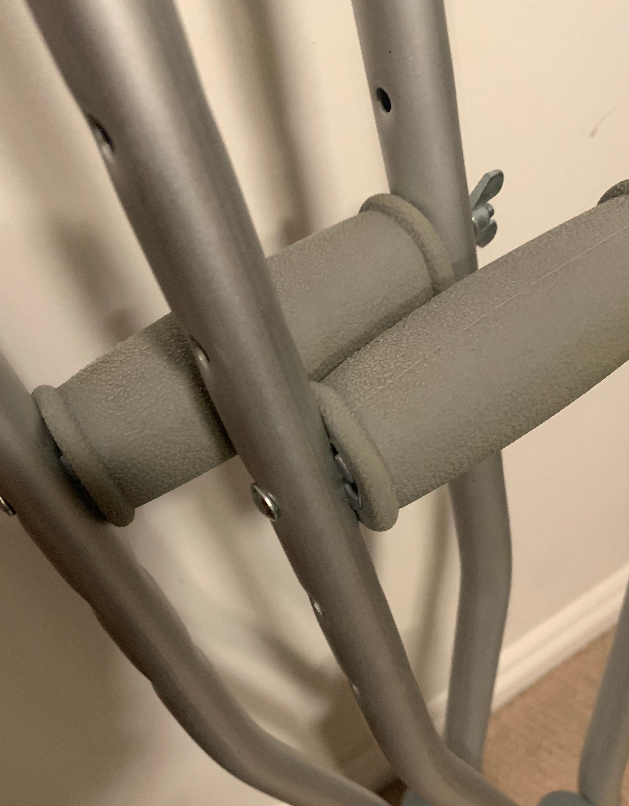 (15-13) A PAIR OF GUARDIAN CRUTCHES - photo 5