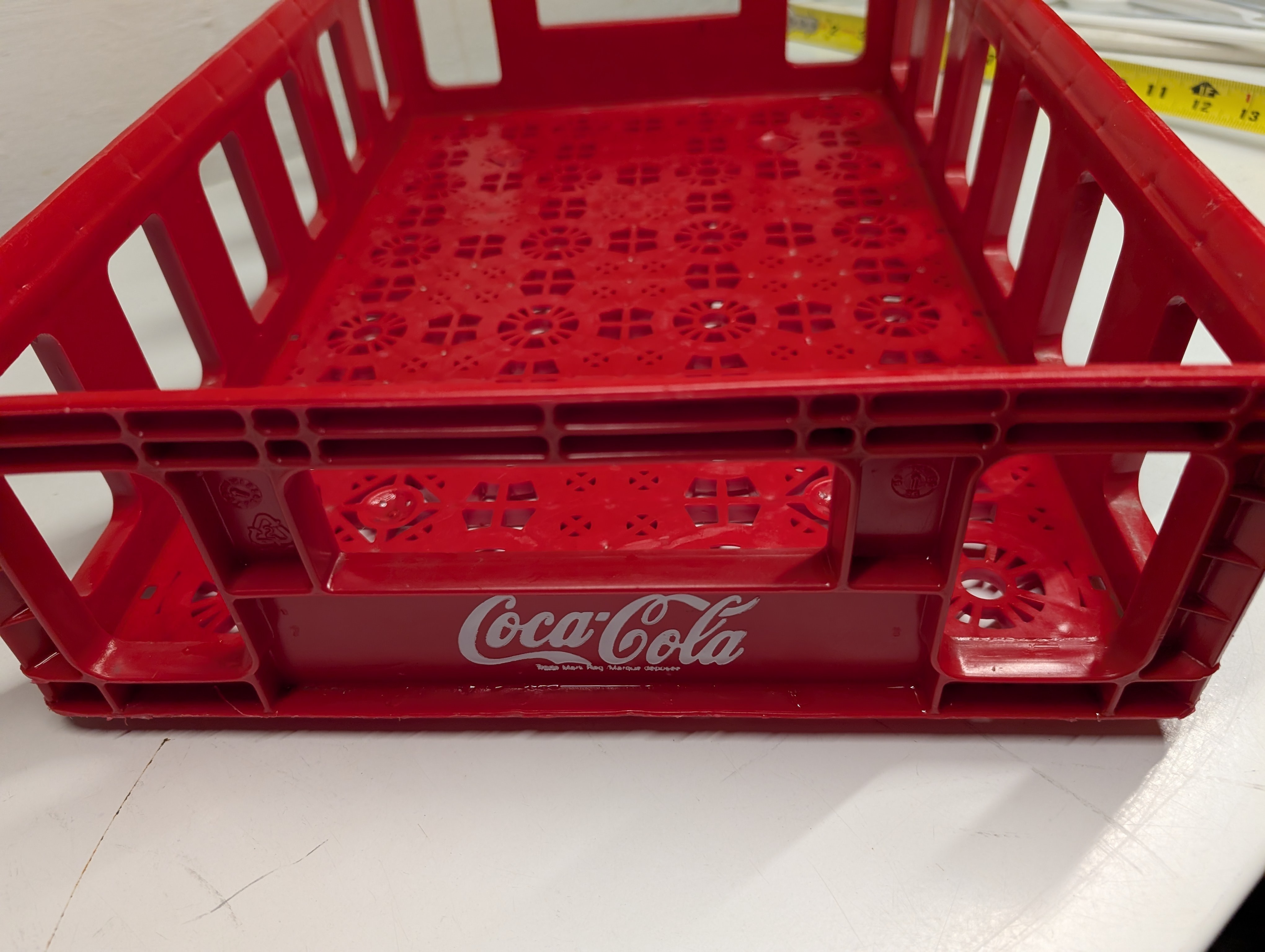 🥤📦Classic red Coca-Cola stackable plastic crate/rack!🥤📦