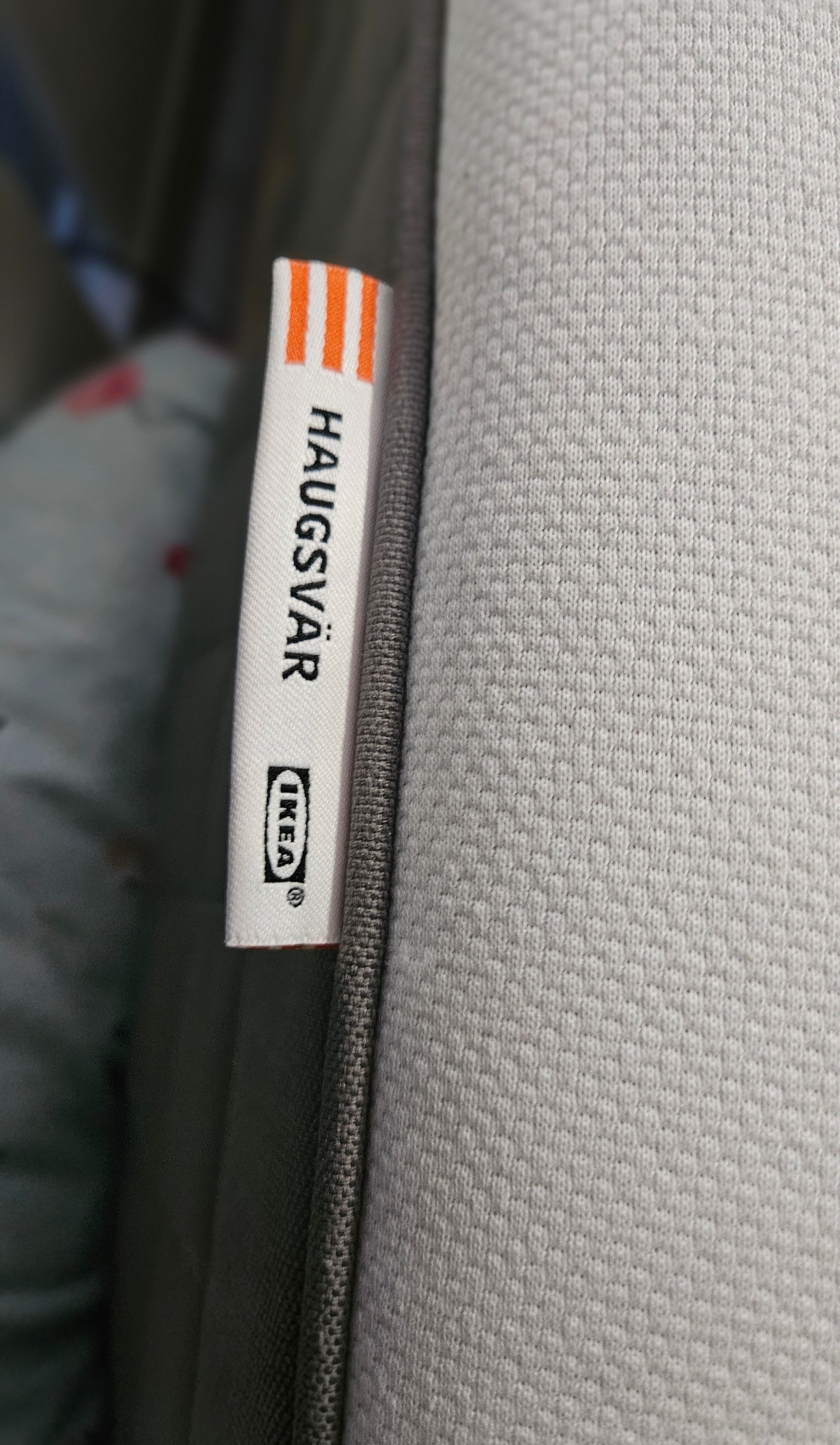 IKEA HAUGSVÄR Queen Hybrid Mattress – Excellent Condition - photo 4