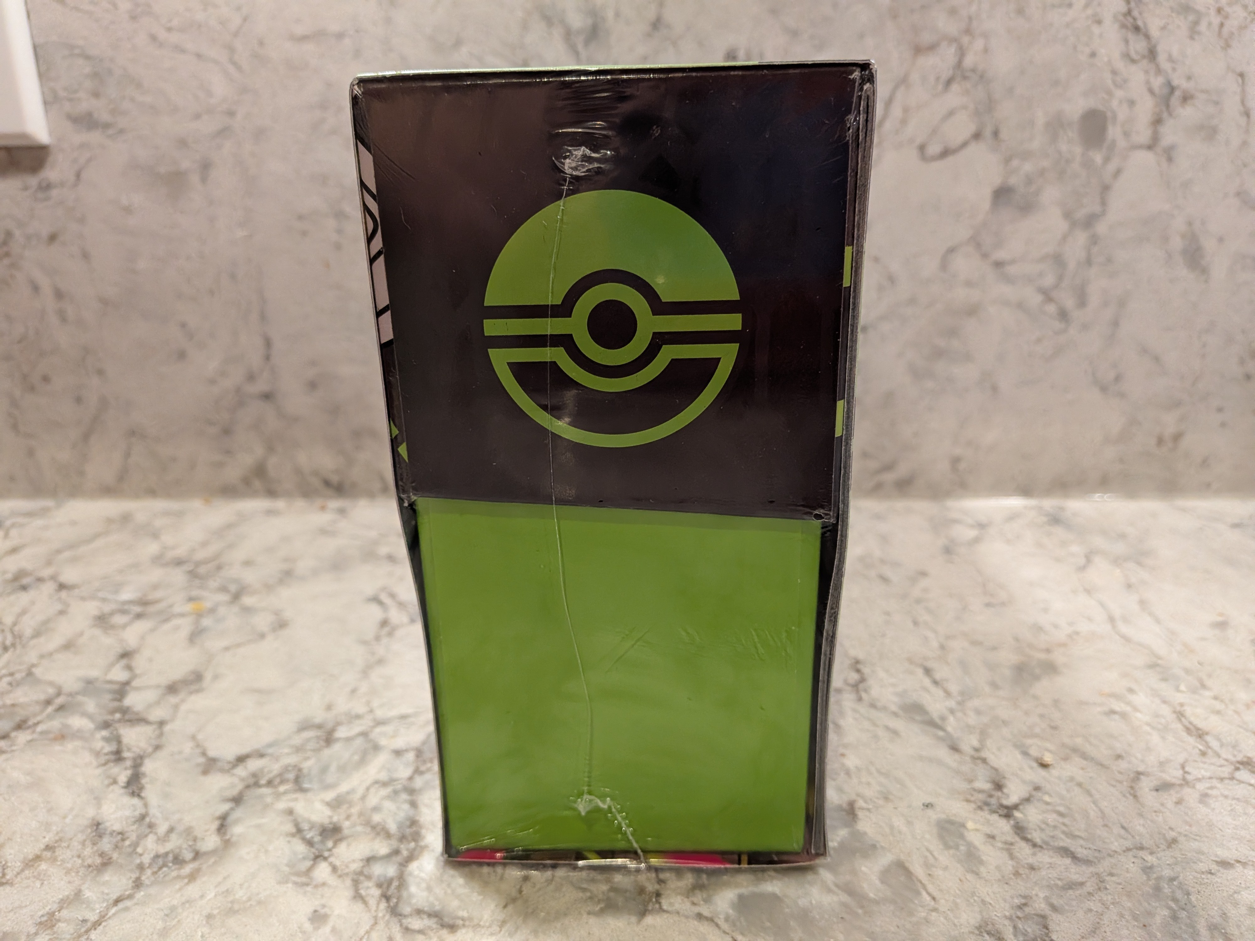 Pokémon Perfect Order Pokemon Center Elite Trainer Box - photo 5