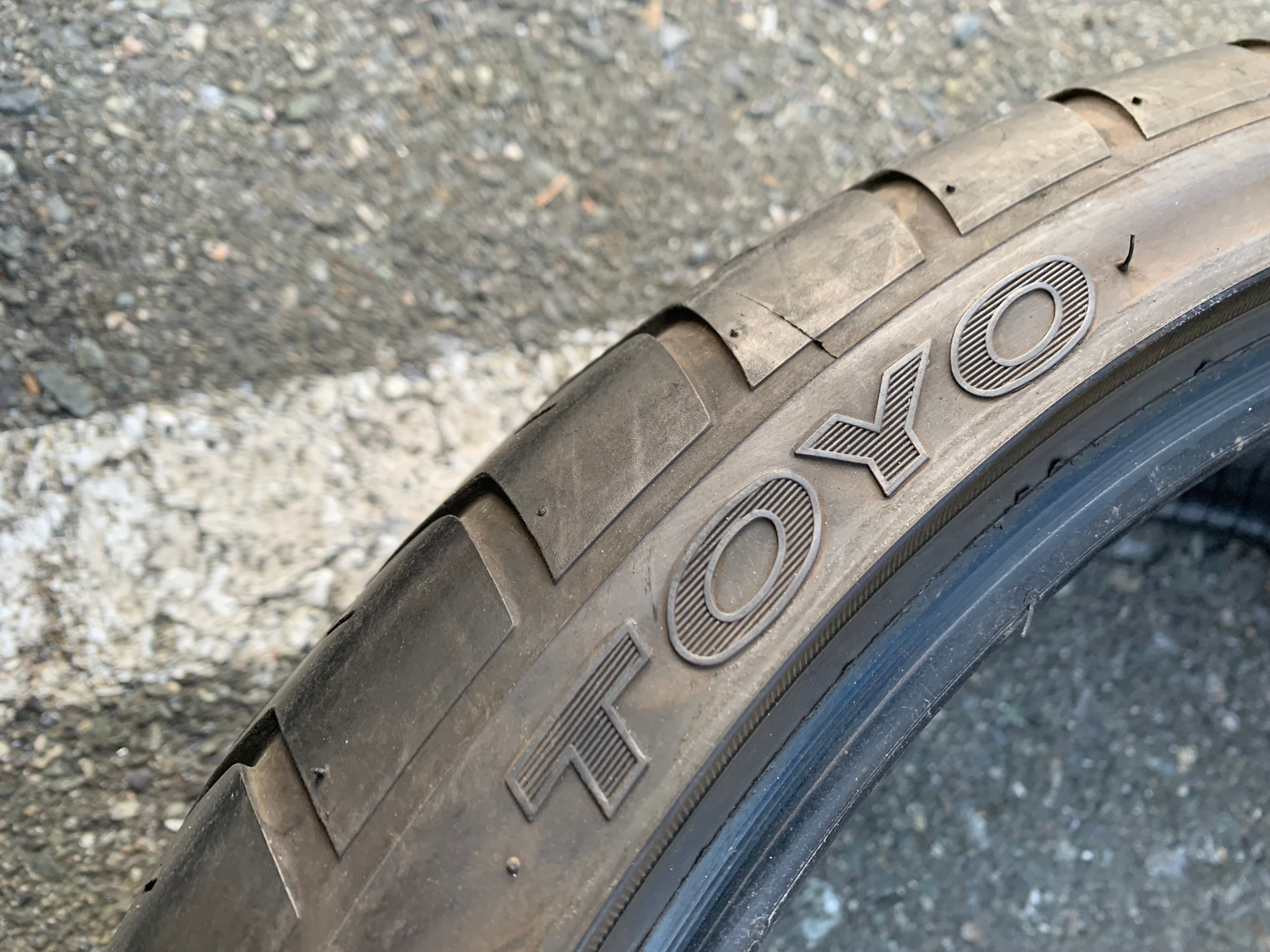 PAIR of 235/35/19 91Y Toyo Proxes T1-S with 90% tread - photo 5