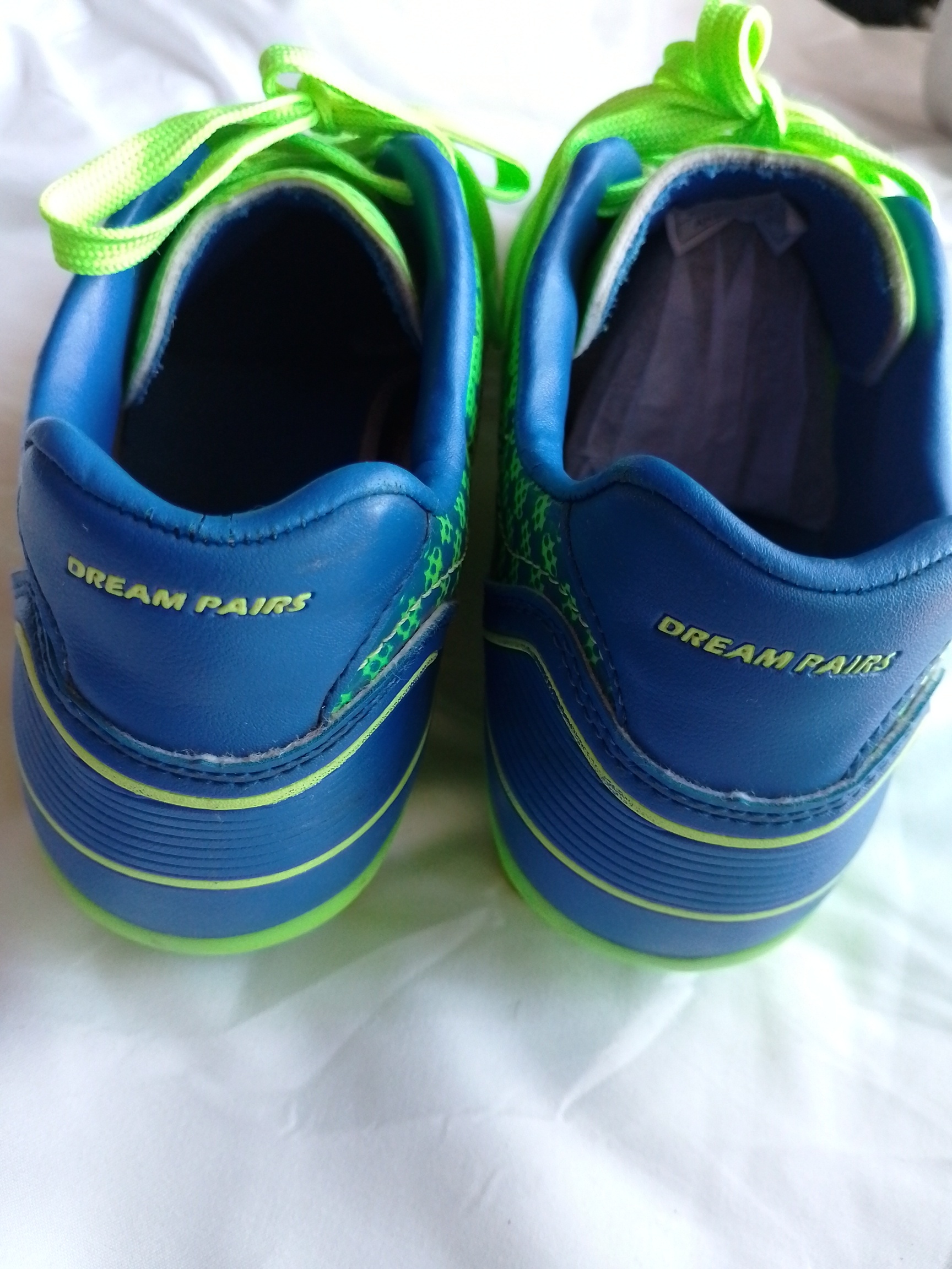 Dream Pairs Soccer Cleats - Green & Blue, grass, size 9 - photo 2