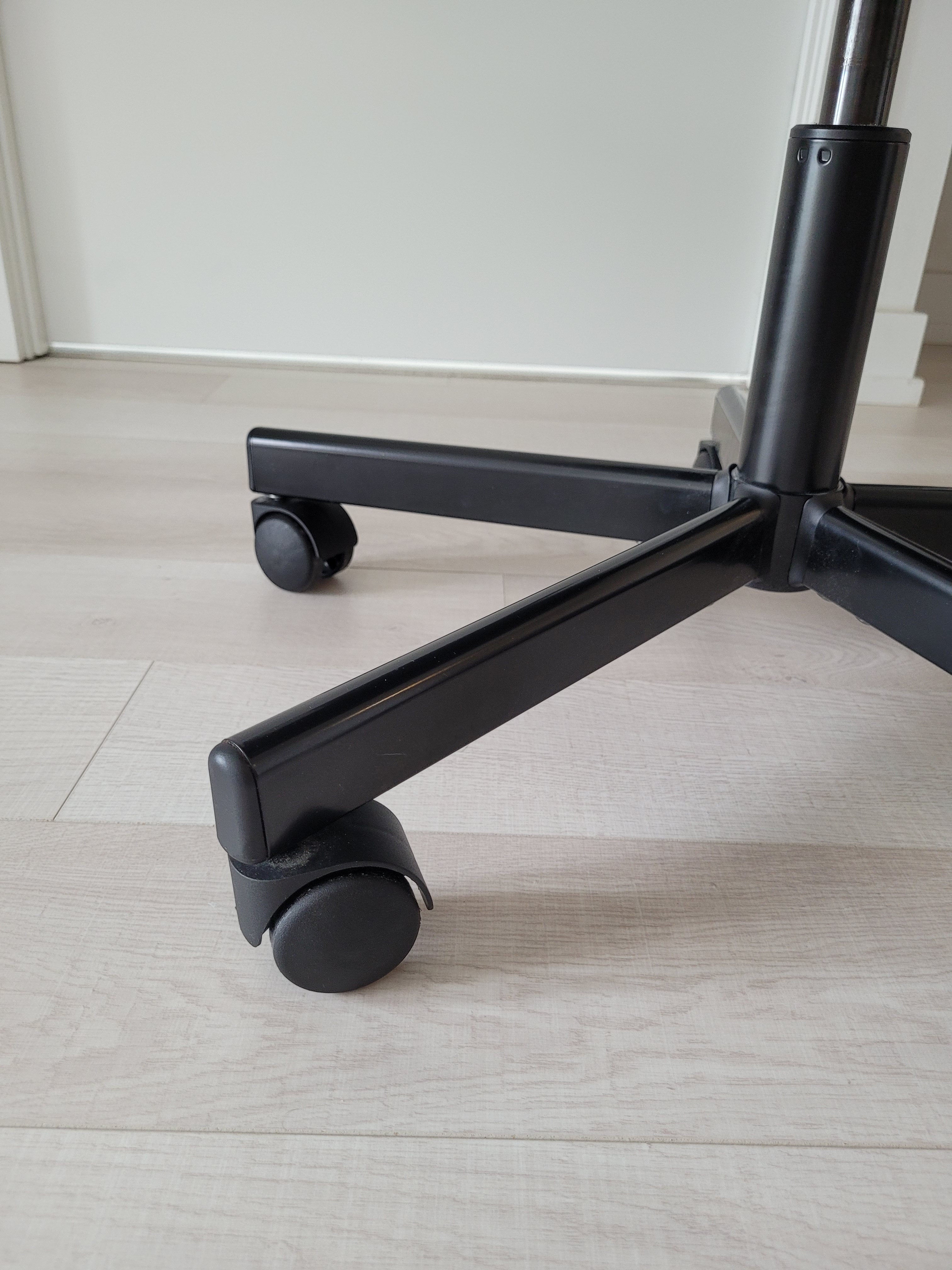 IKEA RENBERGET Swivel chair, Bomstad black - photo 5