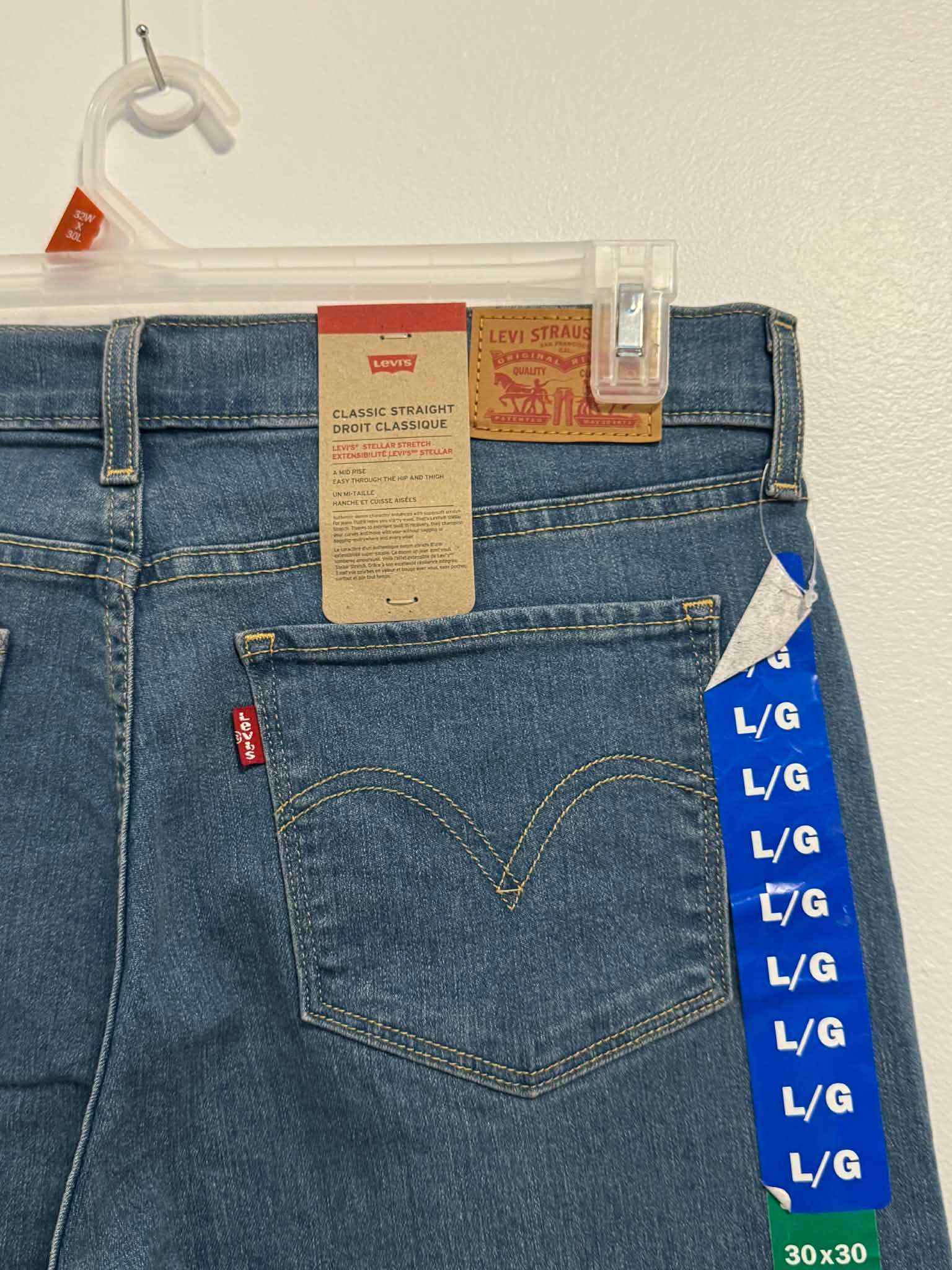 Brand-new LEVI's Classic Straight Women - LB - photo 4