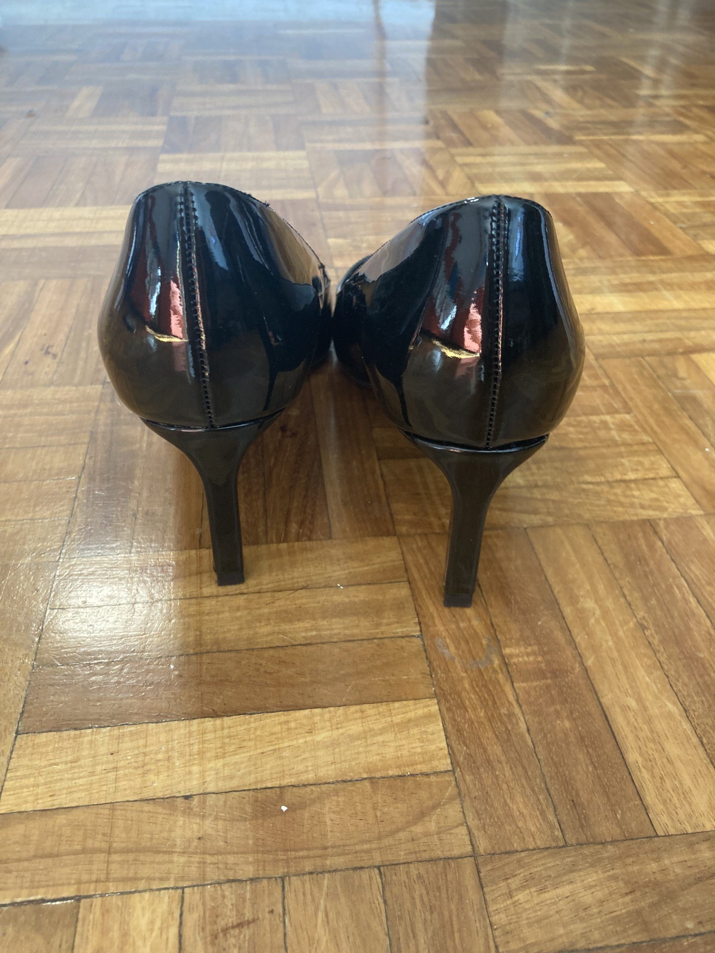 H&M Shiny Black Faux Leather Kitten Heels (Women's Size 9) - photo 4