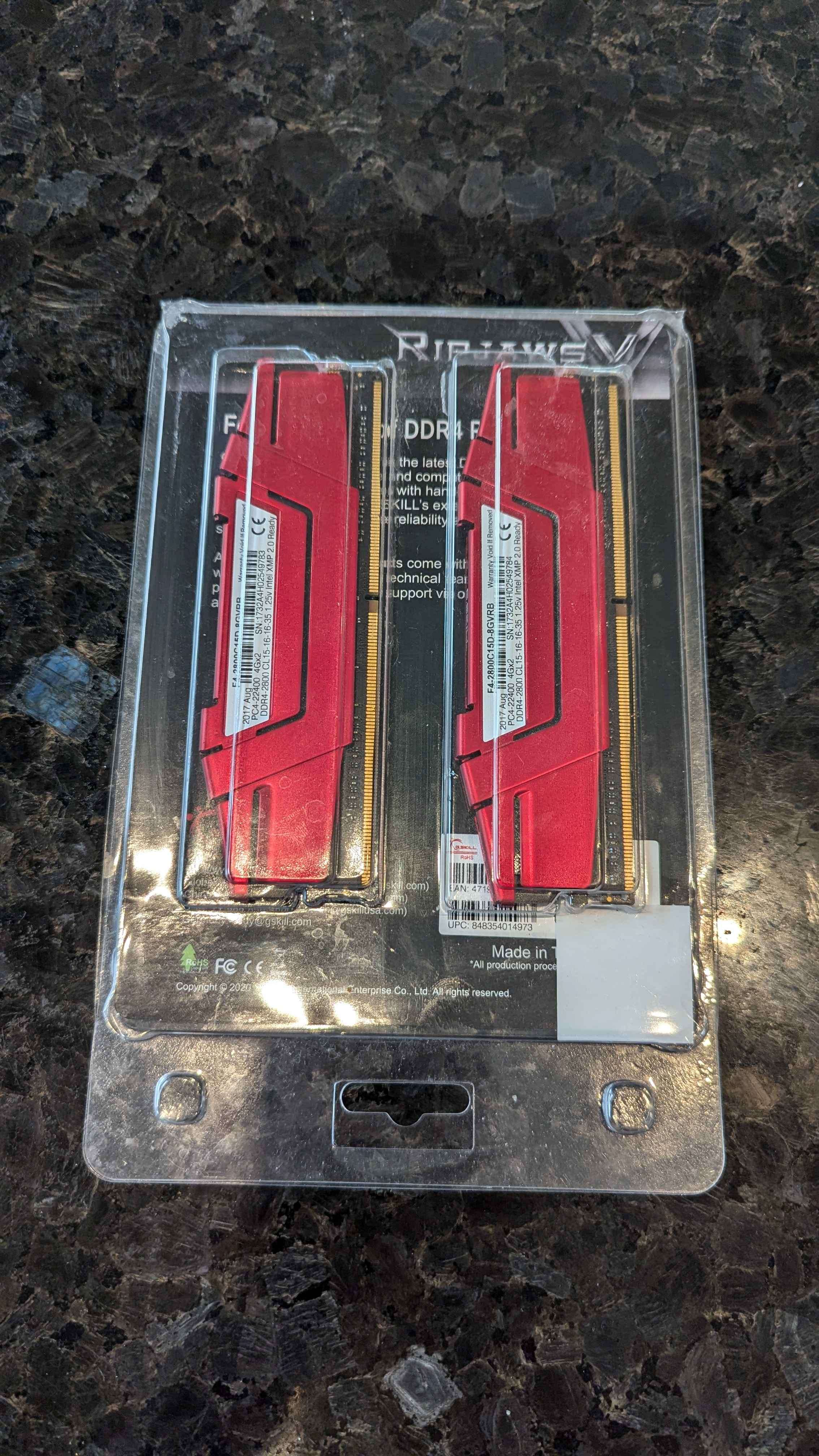Ripjaws V DDR4-2800 CL15 2x4GB