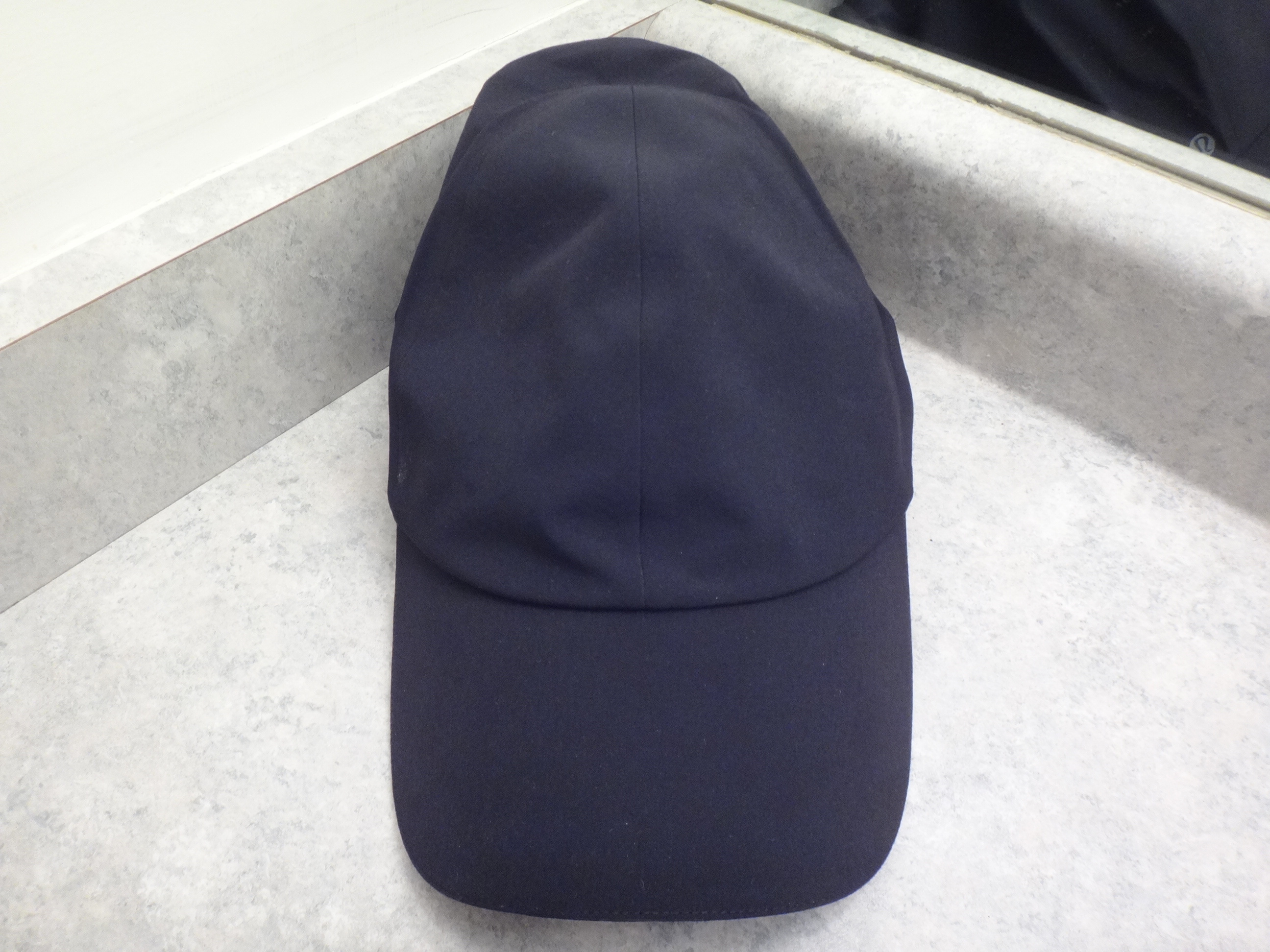 ✅🆕lululemon L/XL Black & Reflective Running Hat Cap NEW