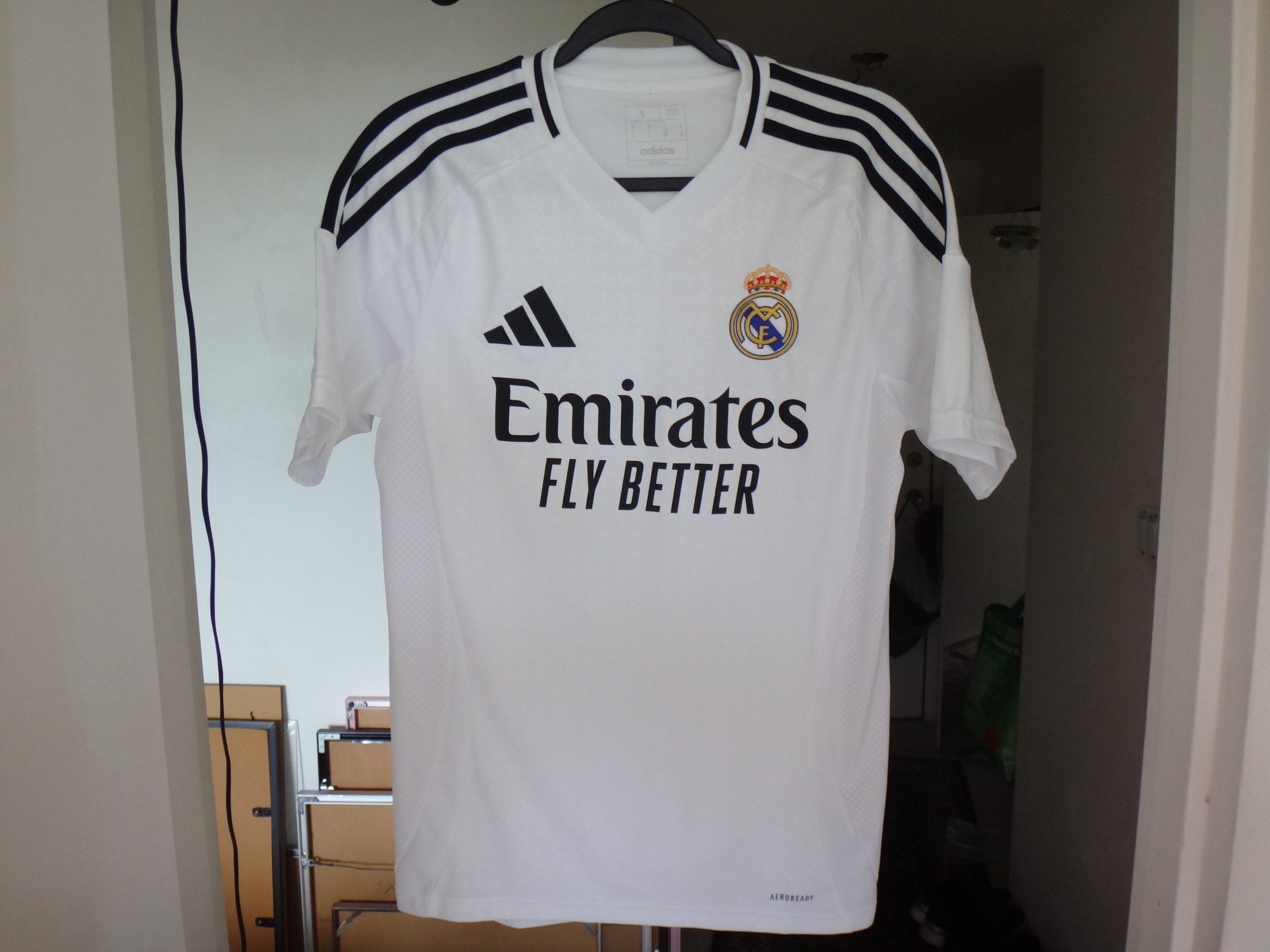 ✅👍🆕adidas Real Madrid Small Slim 2025 Soccer Football Jersey