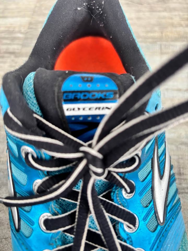 Brooks Size 8 sneakers - photo 3