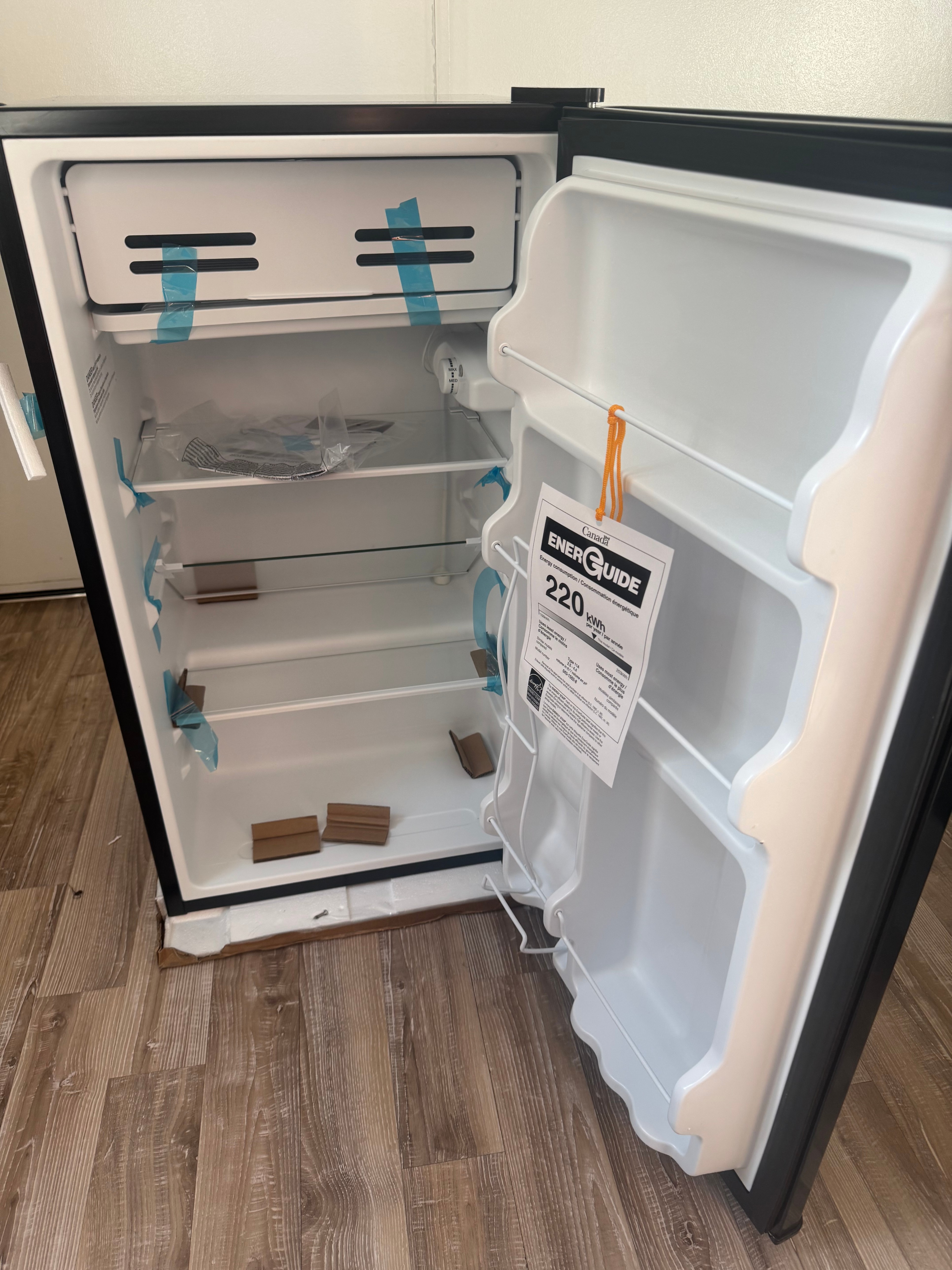 Refrigerator - New Fridge - photo 2