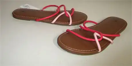 SHADE AND SHORE PINK SANDALS SZ 10