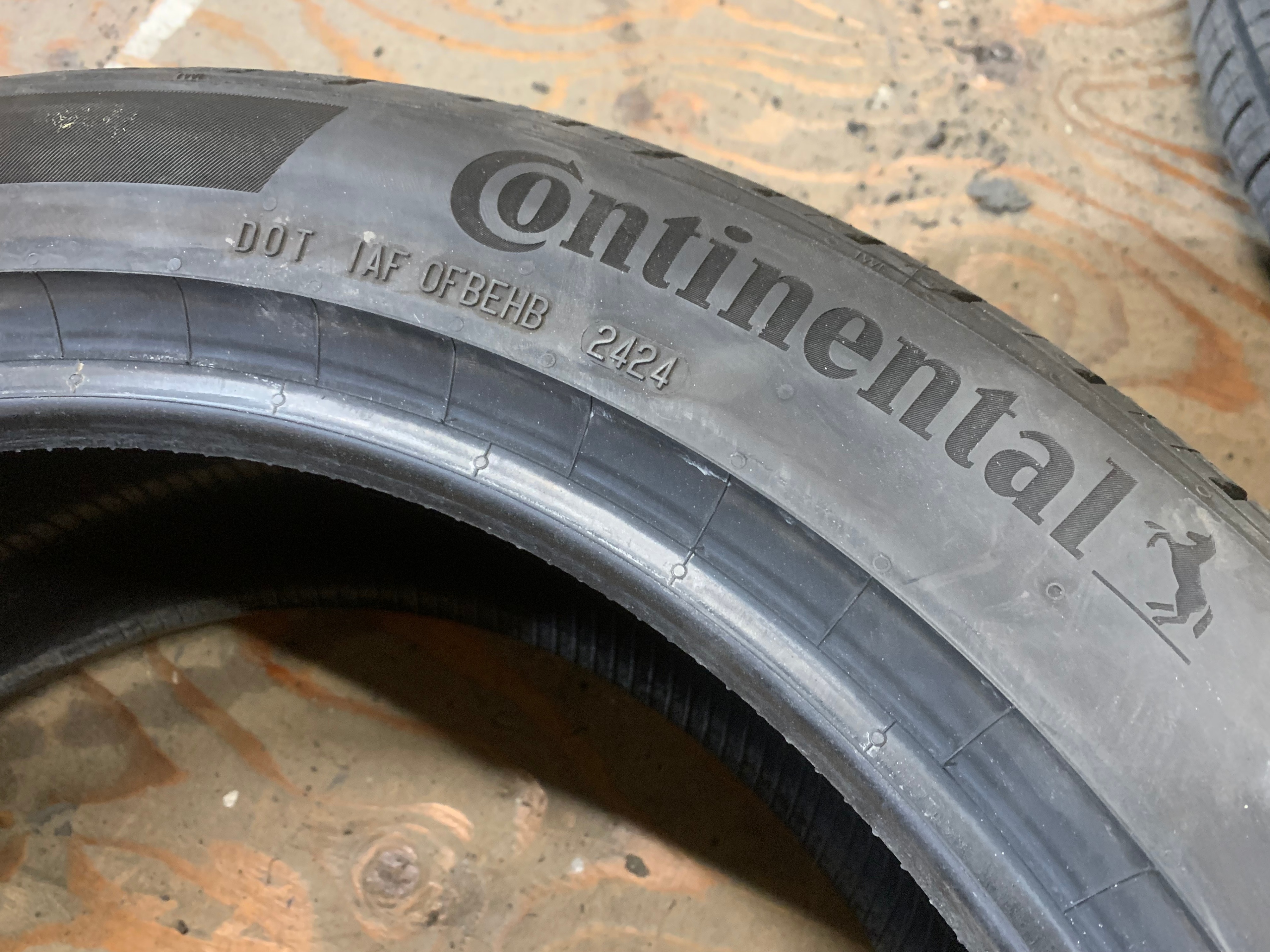 1 X single 245/45/19 98H M+S continental Pro contact TX with 80% - photo 5