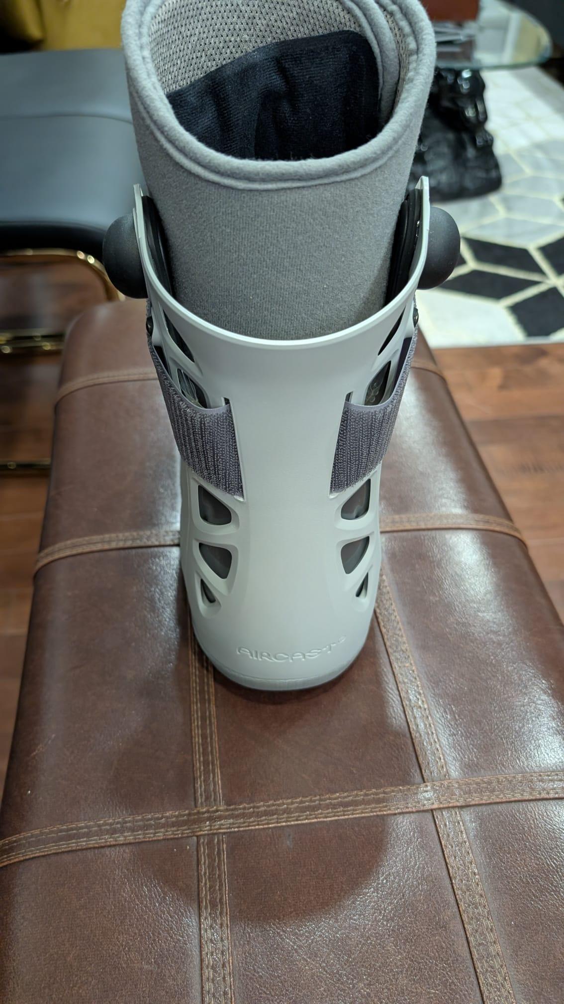 Aircast Walking Boot (New) – Inflatable Ankle Support - photo 4
