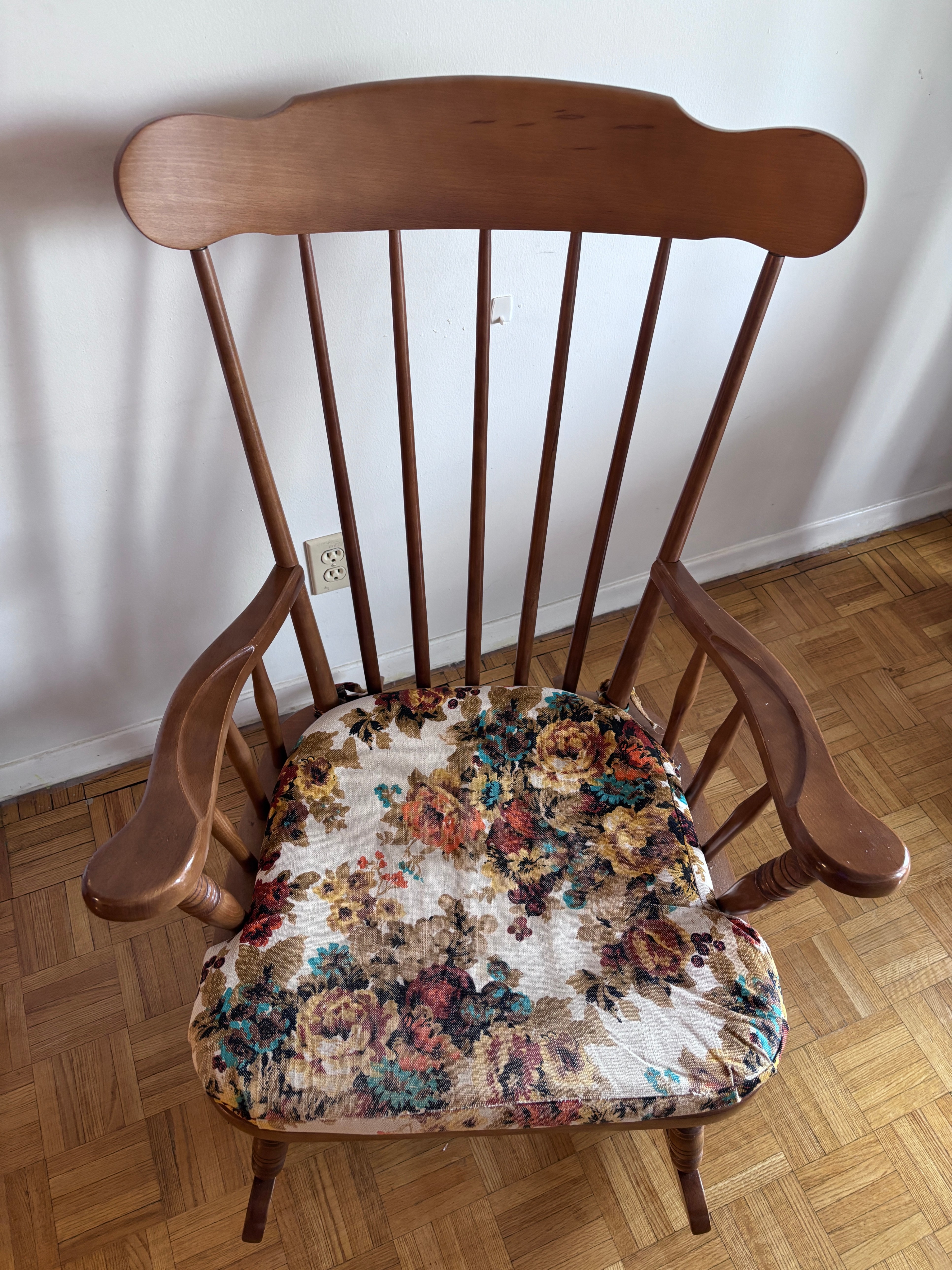 Rocking Chair - photo 2