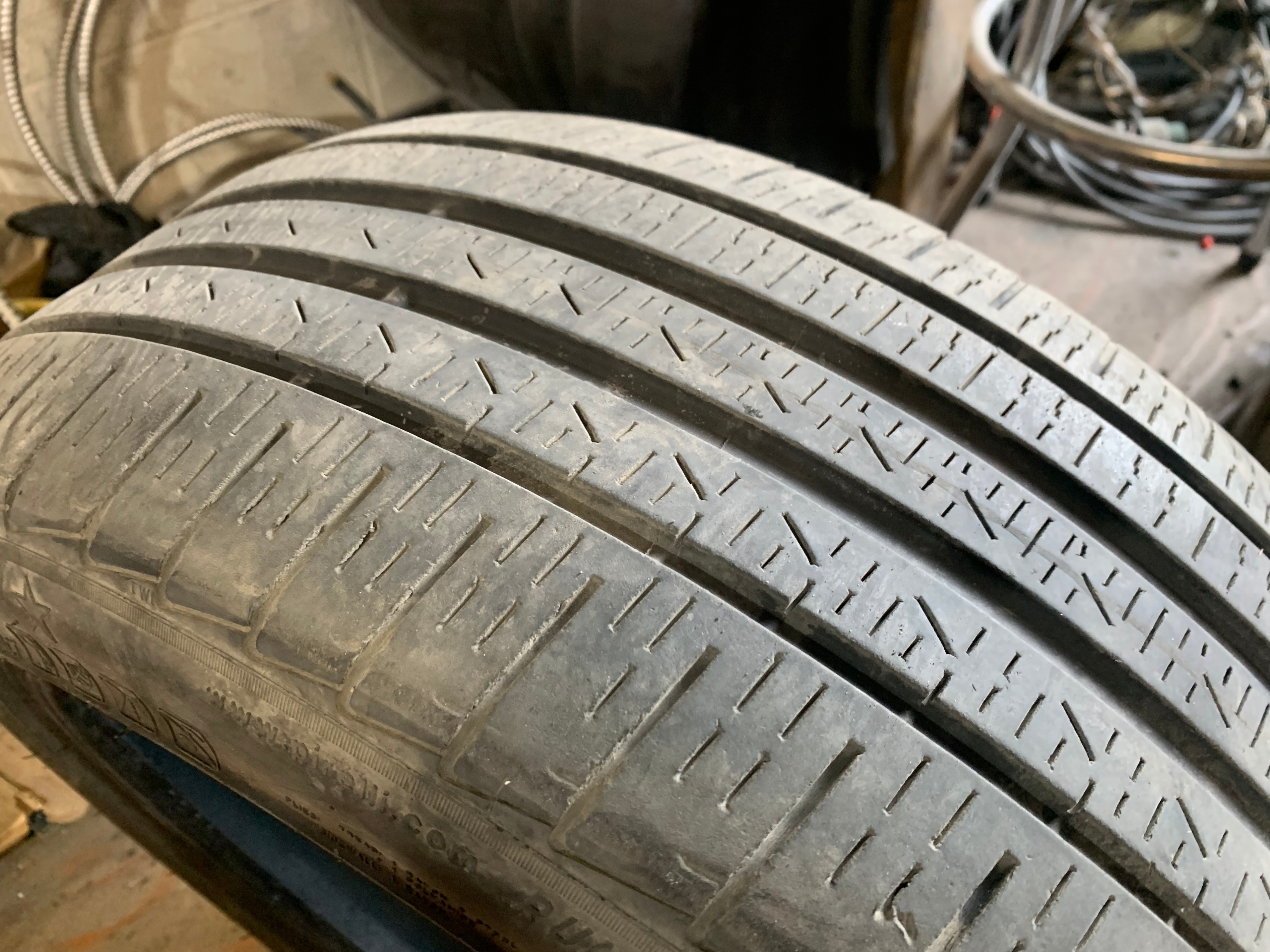 1 X single 225/45/18 Pirelli P7 Cinturato A/S RFT with 50% tread - photo 4