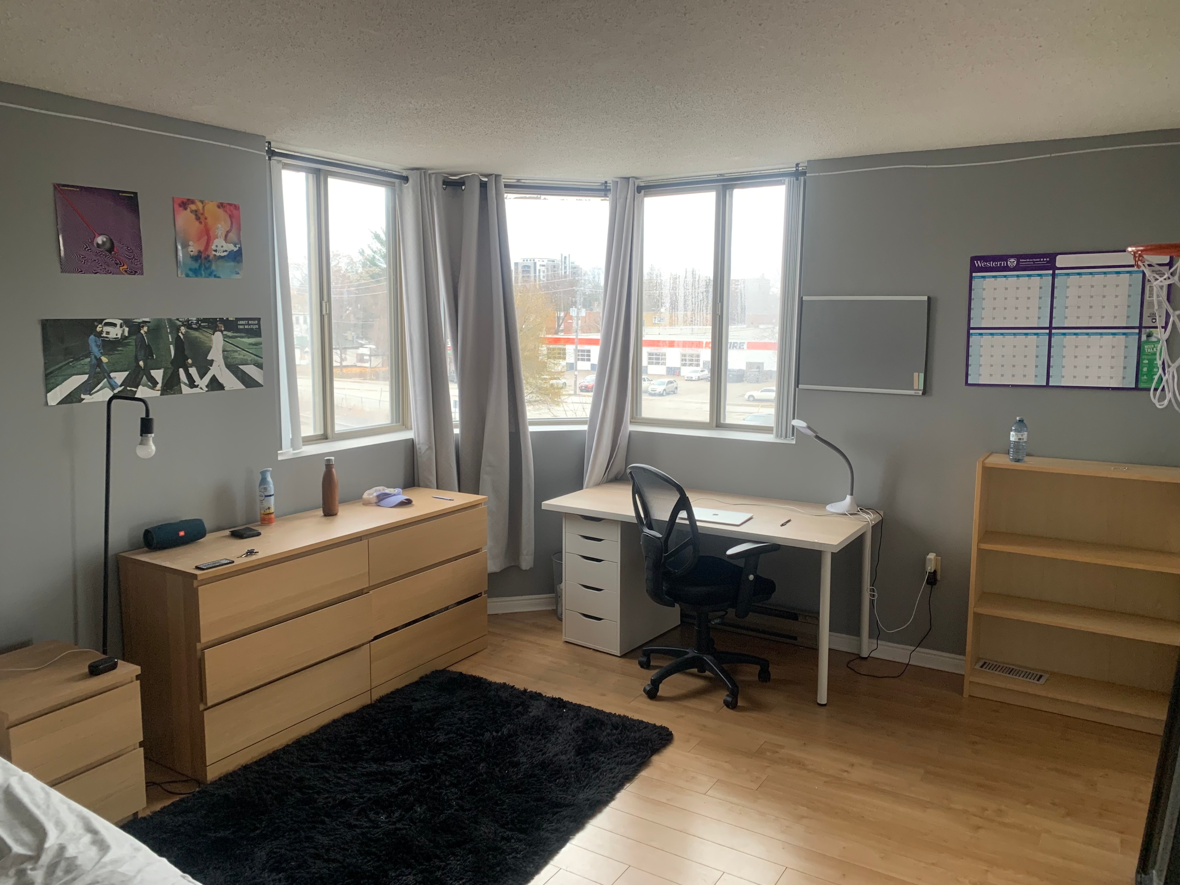 Bedroom Furniture for Sale at Western University