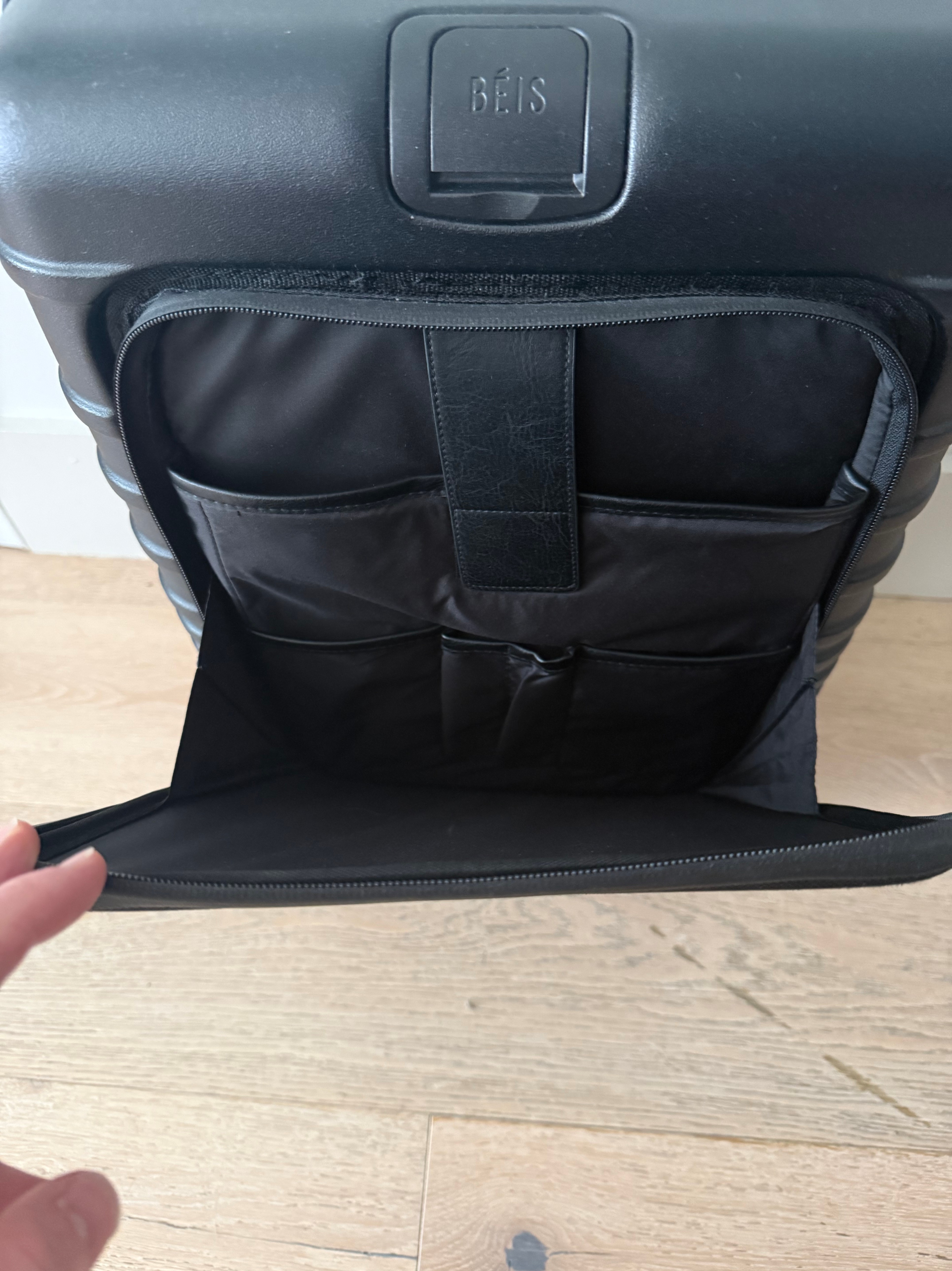 The Front Pocket Carry-On Roller - BEIS - photo 4