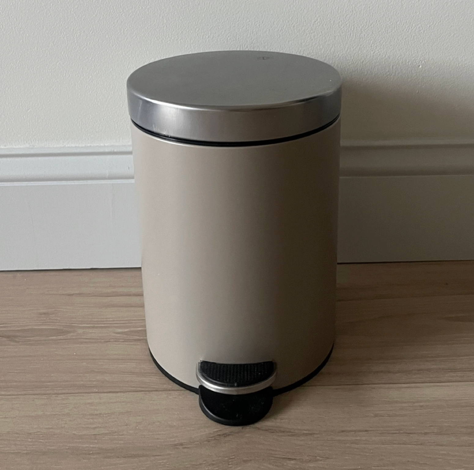 Ikea Small Trash Can, Bathroom Pedal Trash Bin
