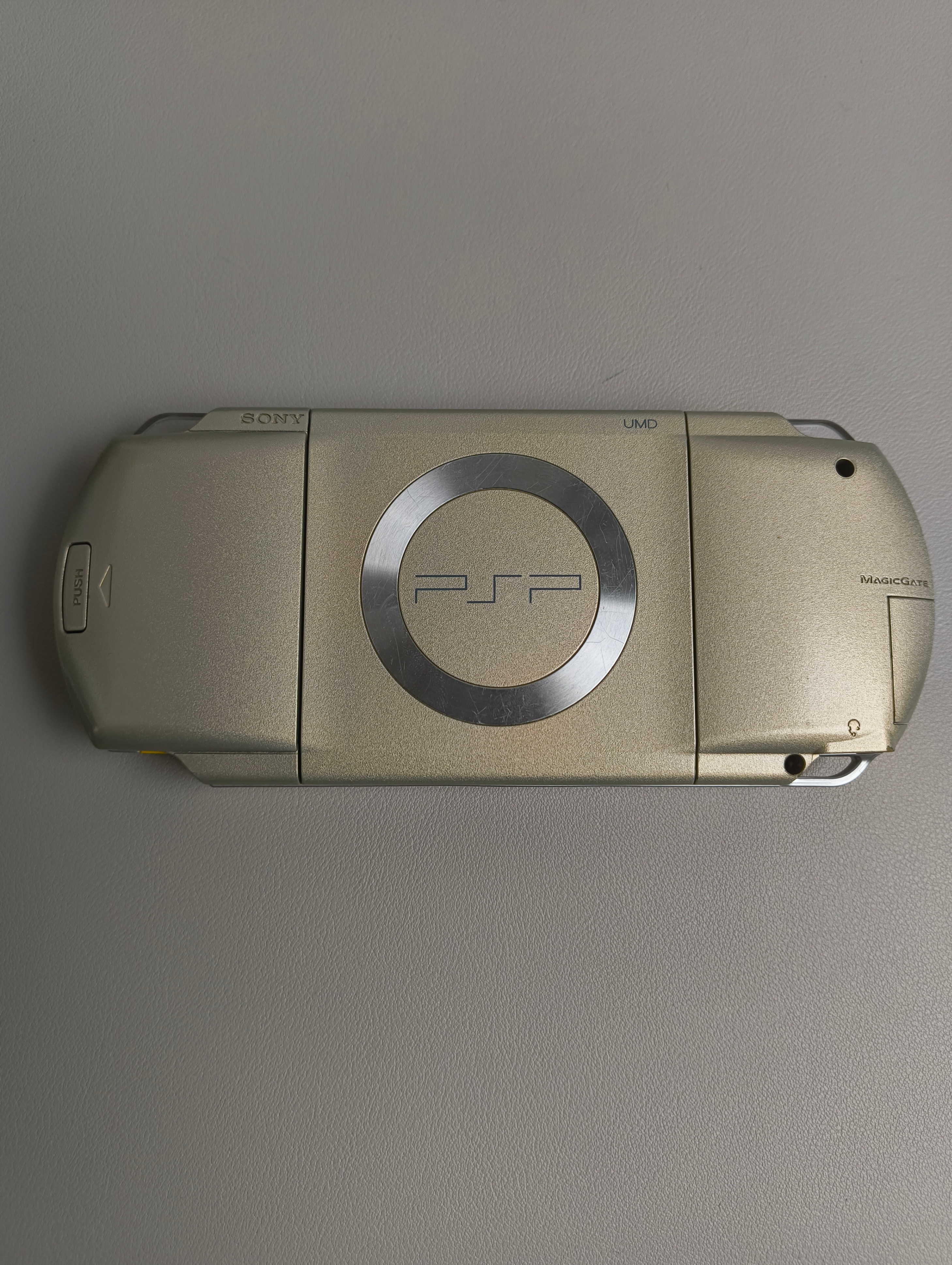 PSP1000 IPS screen modded - photo 2