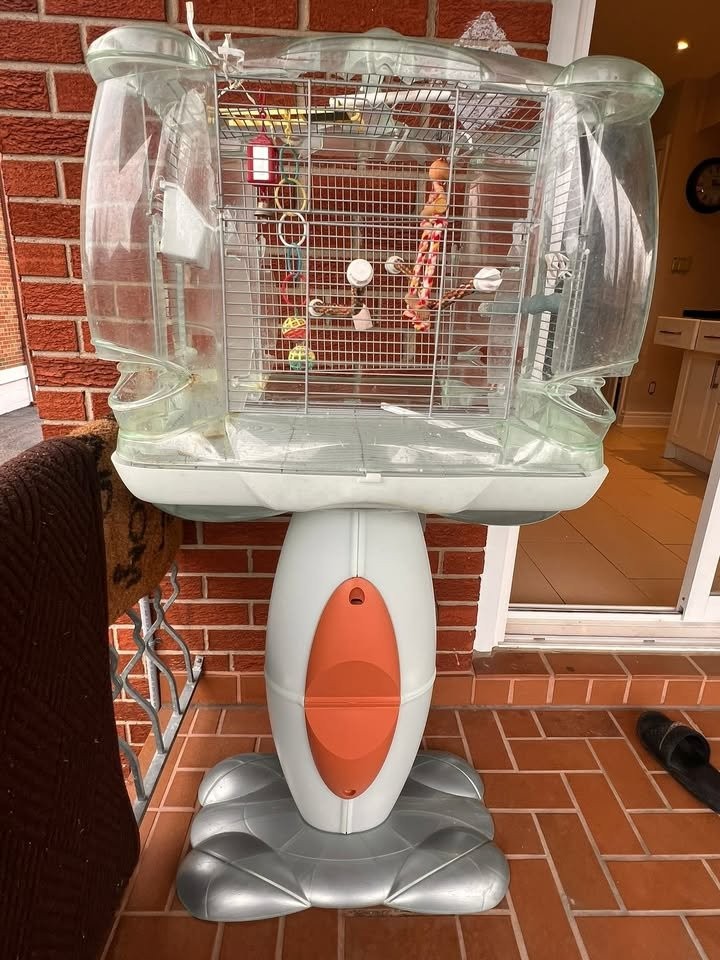 Hagen Vision Bird Cage w/Stand & Lots of Accessories