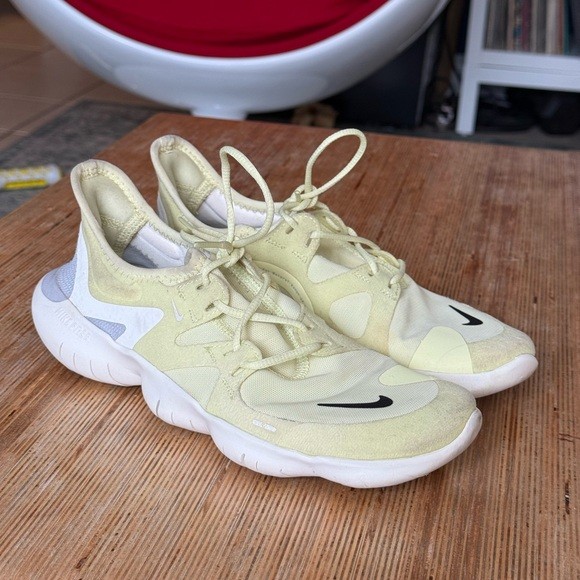 Nike Free RN 5.0 Running Shoes - Size 7 US