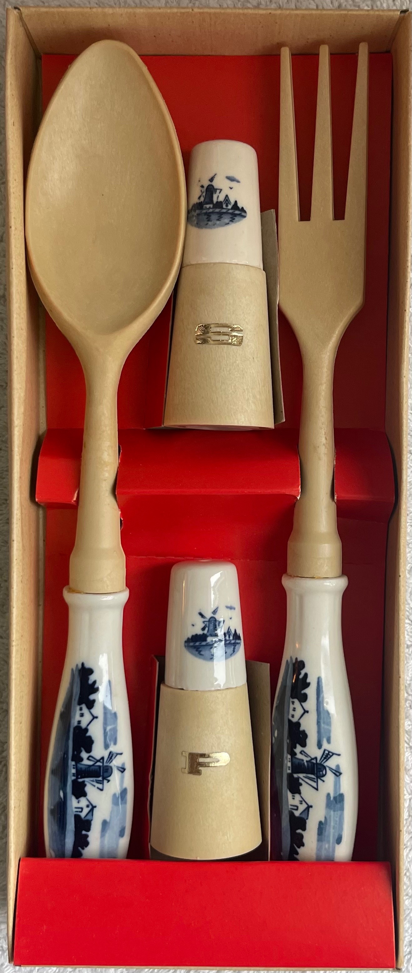 Vintage 4-Pc Elesva Windmill Salad Server Set (Boxed)