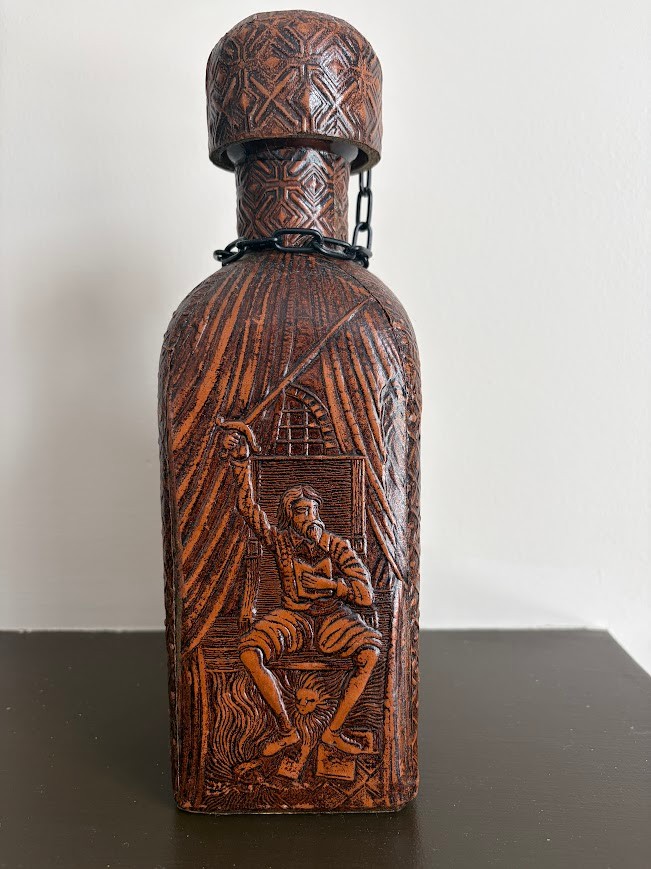 Vintage Leather-wrapped Bottle - photo 3