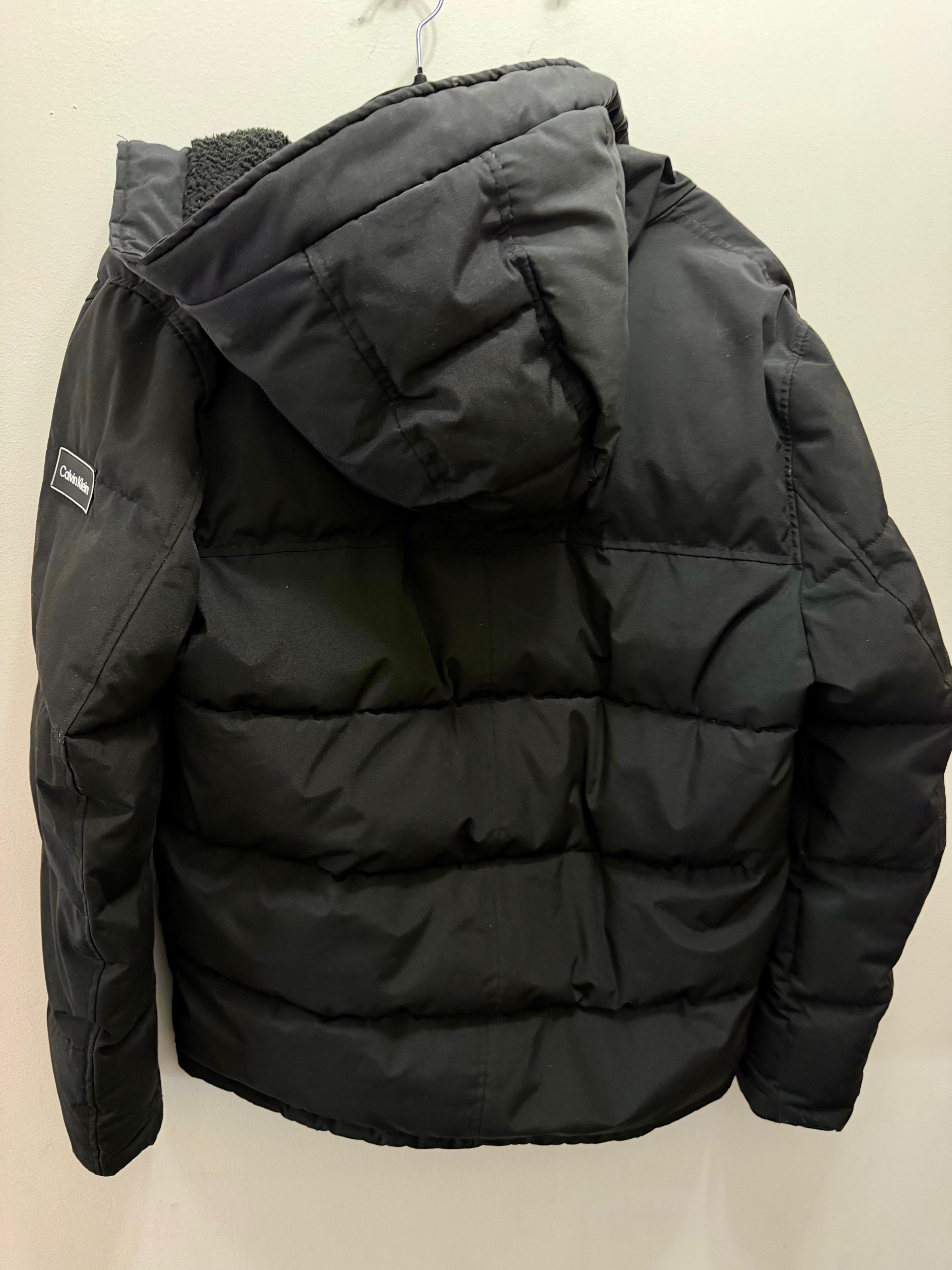 Calvin Klein Black Puffer Jacket (Like New) - photo 2