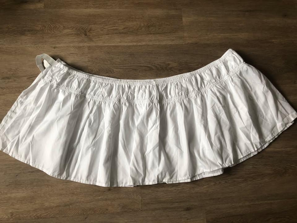 Brand New! Pleated Three Sides Elastic 17" Bed Skirt(Twin/Full)