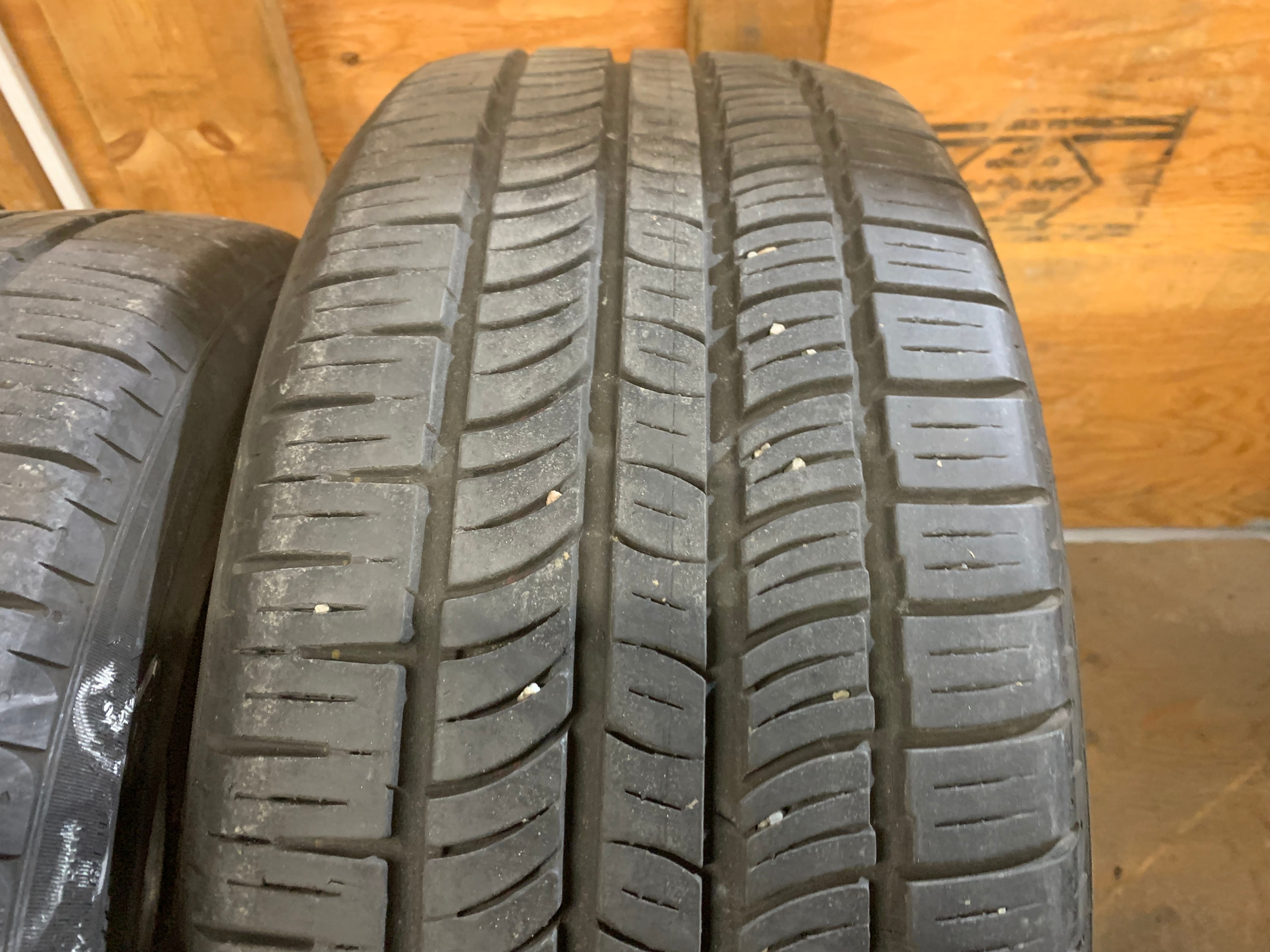 SET of 3 X 235/45/20 M+S 100H Pirelli Scorpion zero 70/80% tread - photo 4