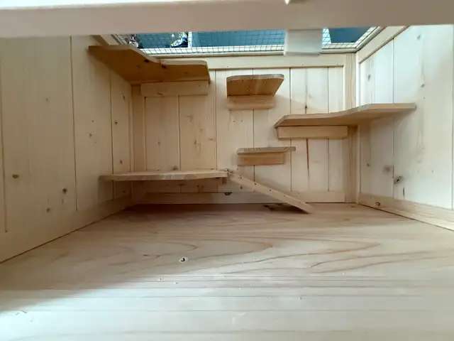 Wooden Hamster Cage Small Pet Habitat with Multi-level Platforms