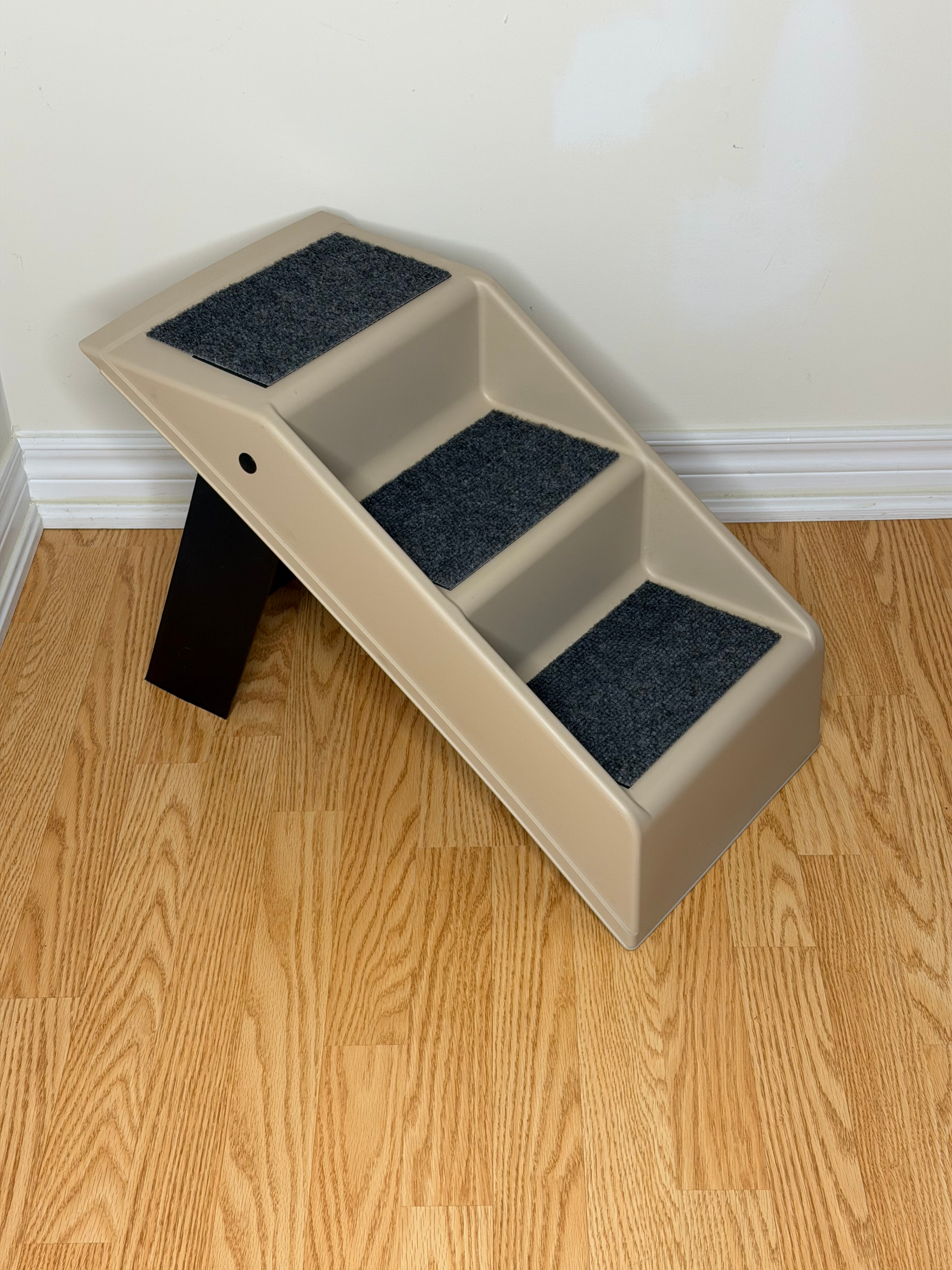 Plastic Folding Pet Steps - Like New - photo 2