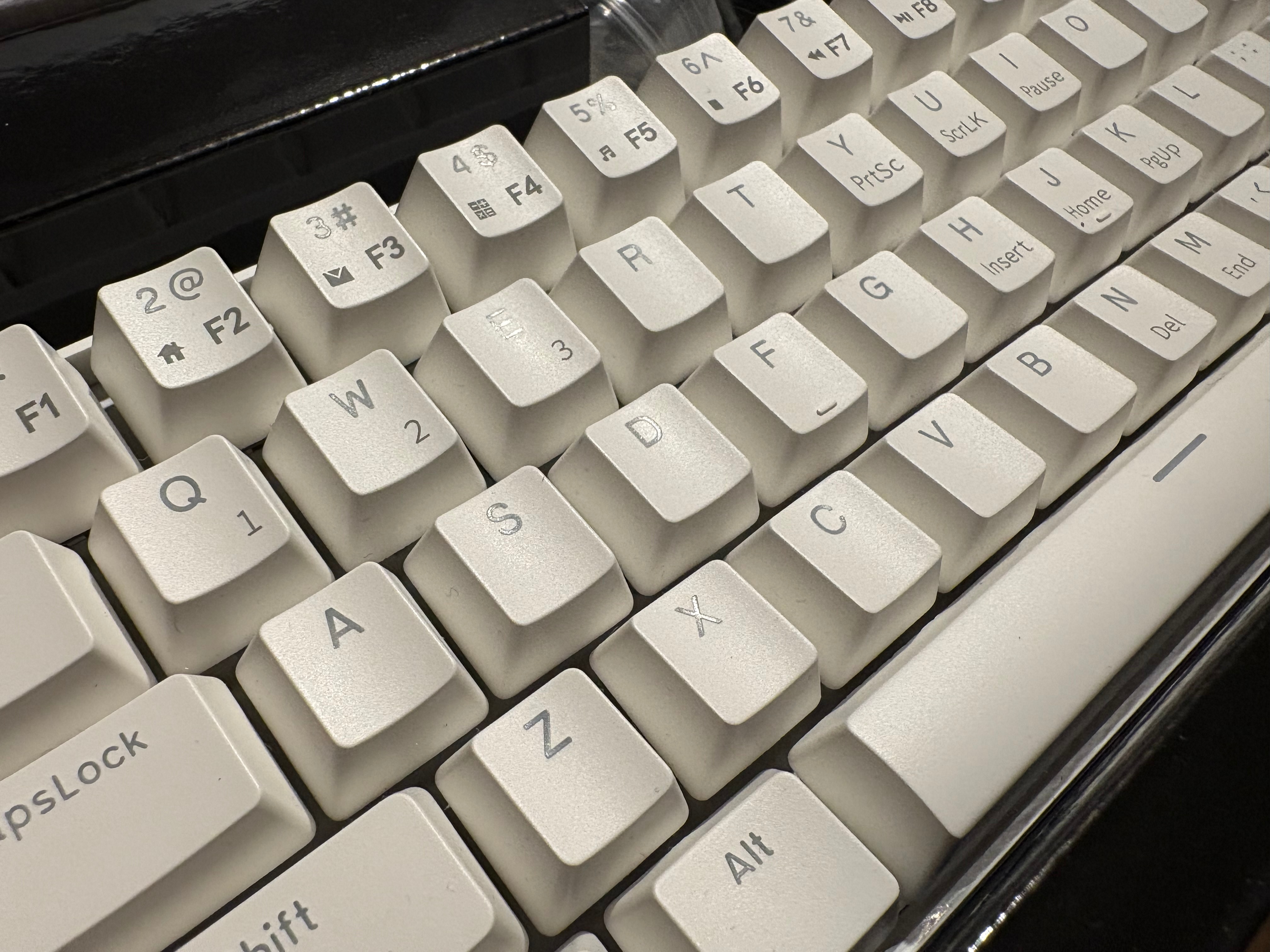 Wireless Mechanical Keyboard RGB Brown Switch ROYAL KLUDGE RK61 - photo 2