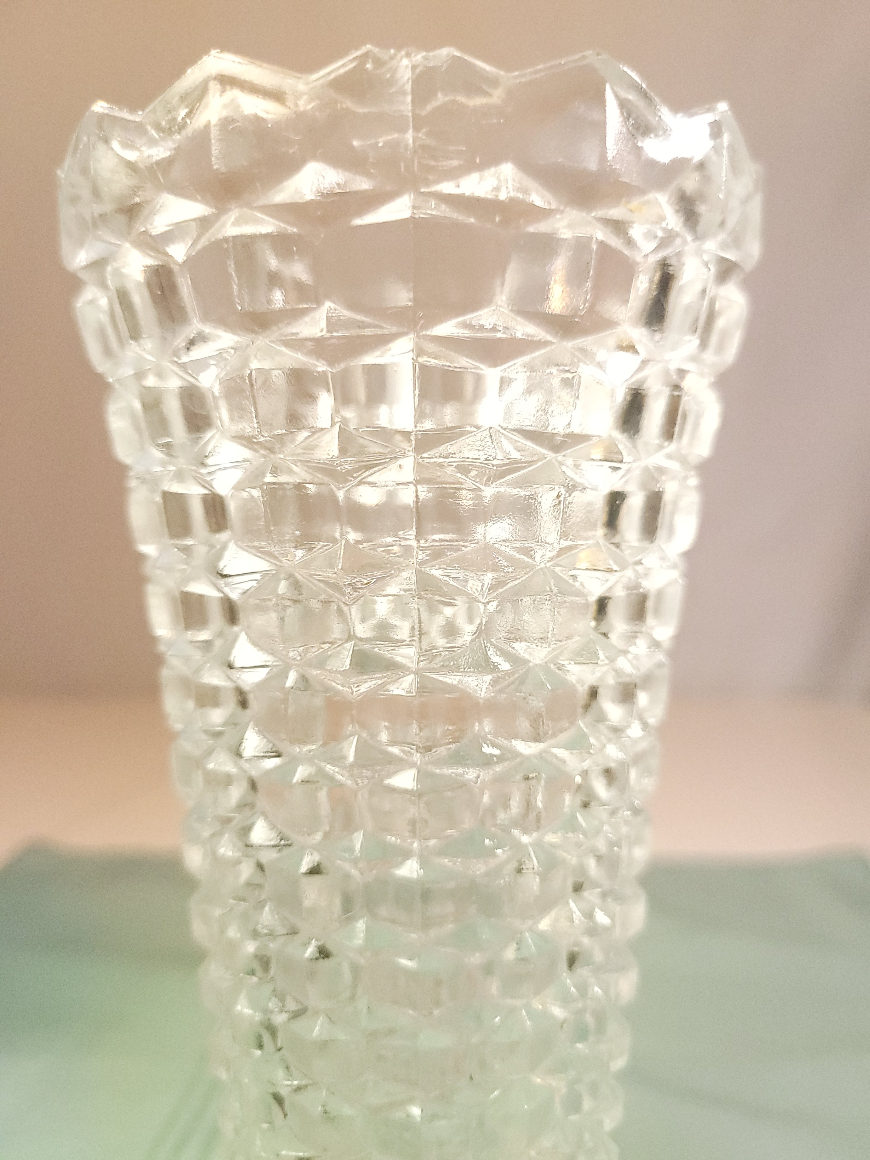 Anchor Hocking Wexford Clear Glass Footed Vase, Circa 1967-1975 - photo 3