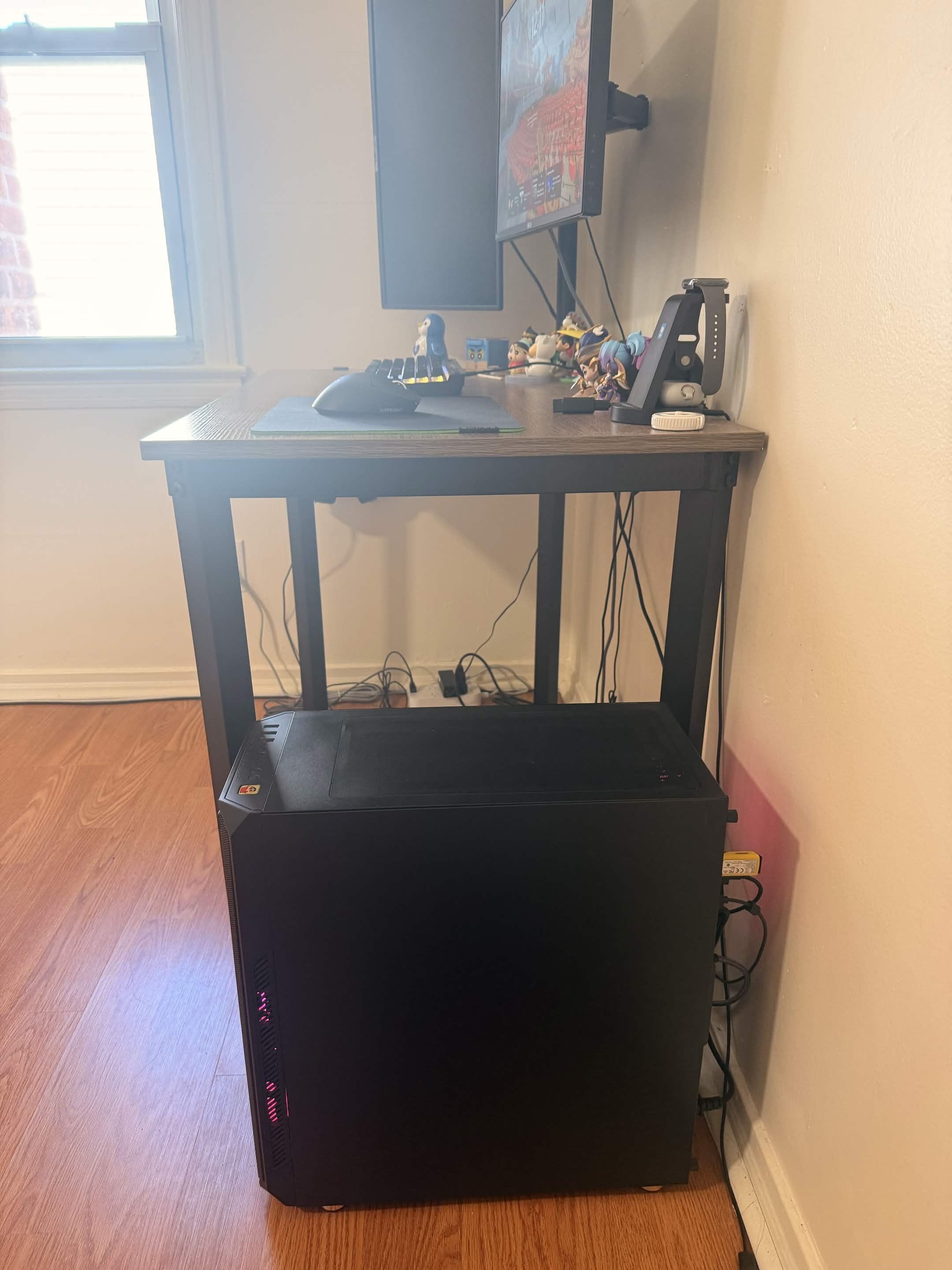 Wooden Computer Desk - photo 2