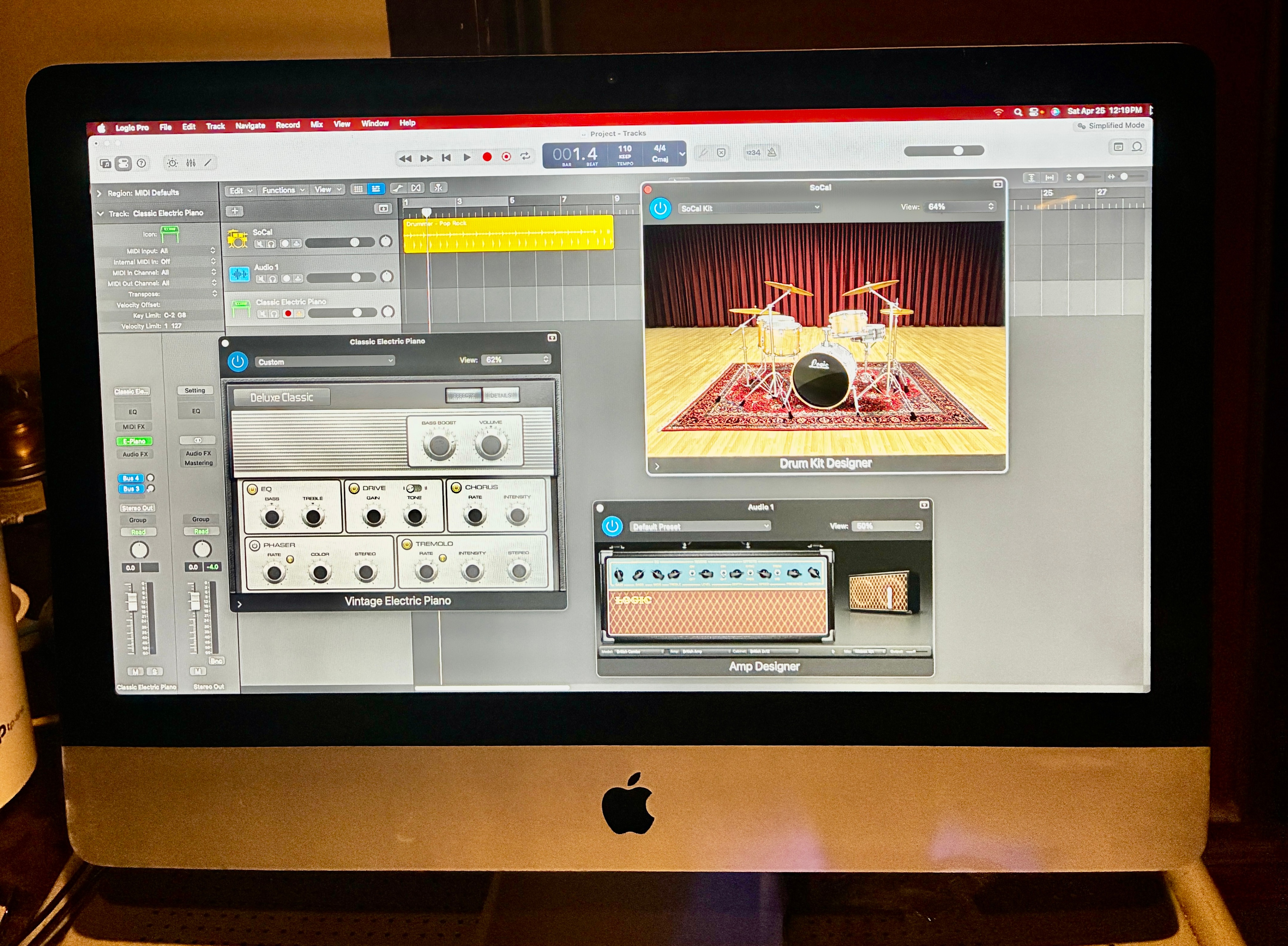Apple iMac 21" BONUS SOFTWARE!!