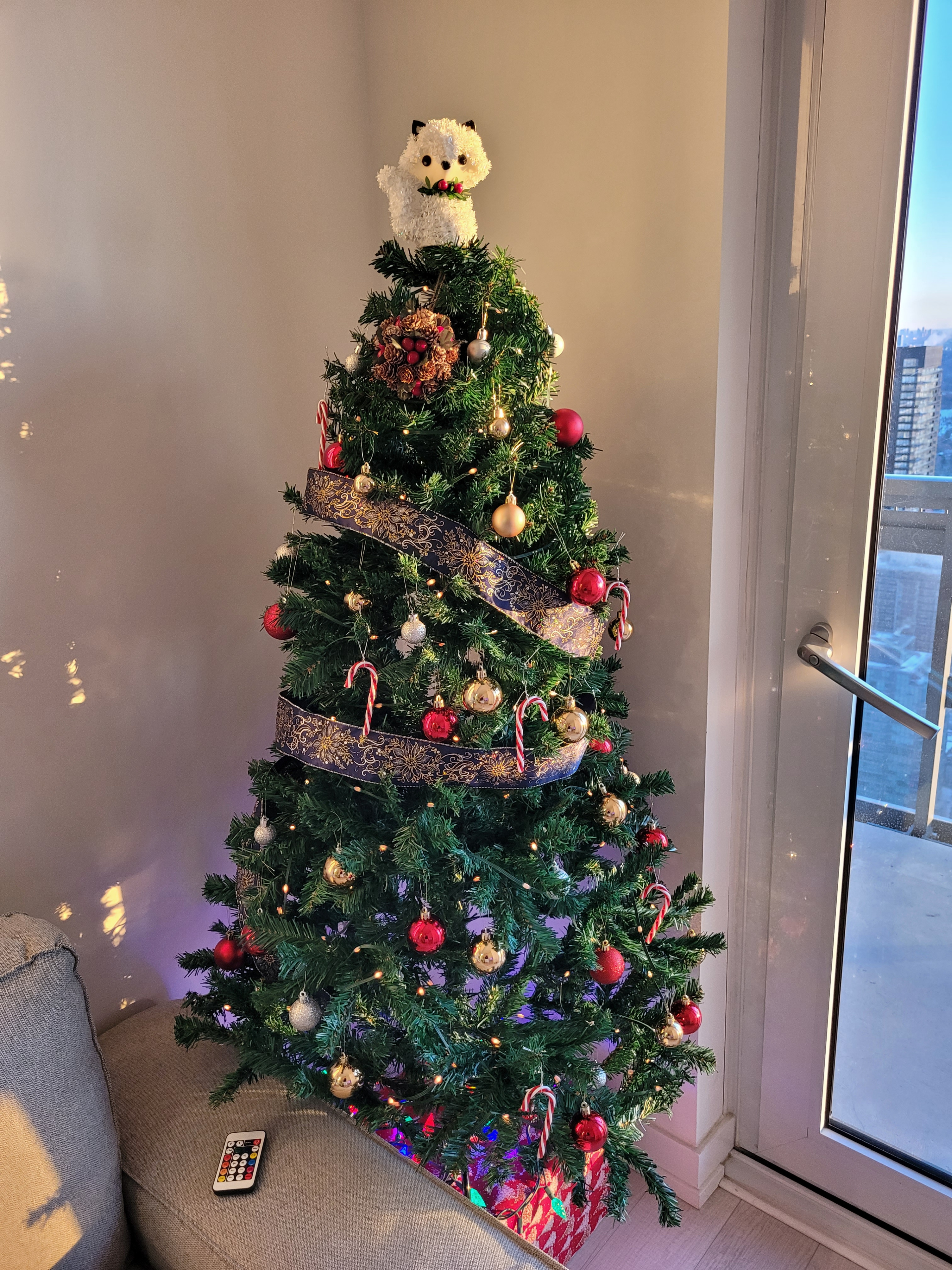 5ft Premium Christmas Tree + Ornaments & Bluetooth Lights