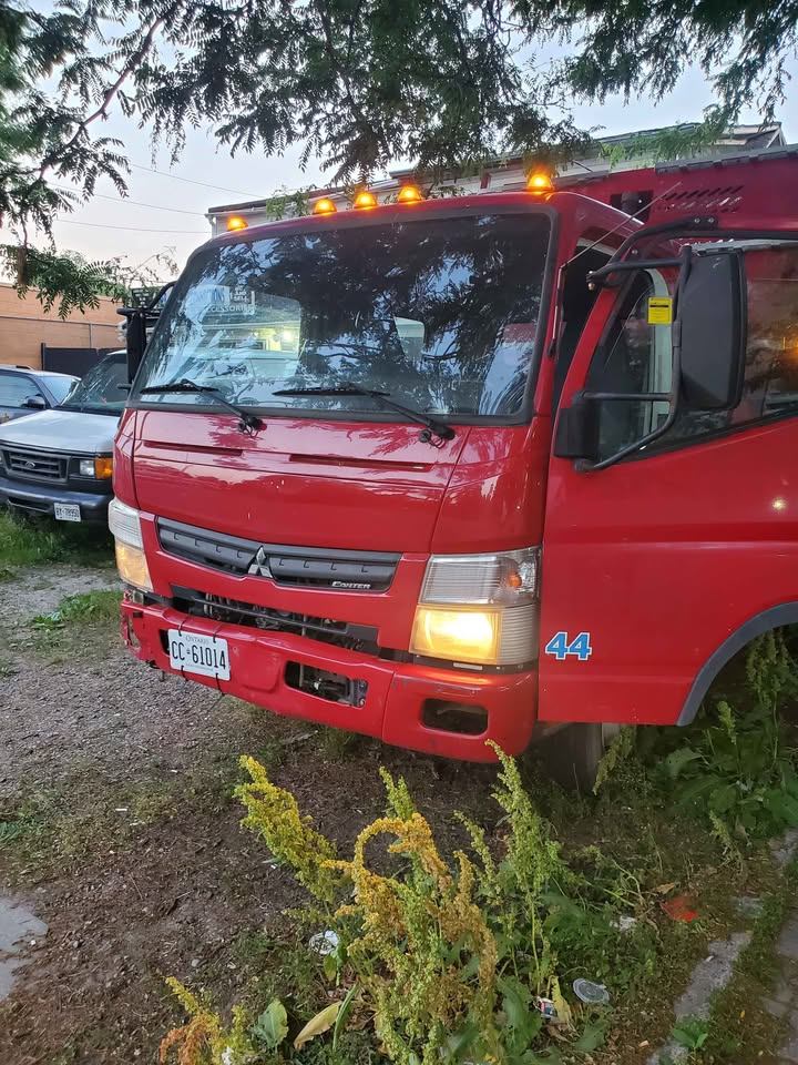 2012 Mitsubishi MITSUBISHI FUSO CREW CAB DUMP TRUCK