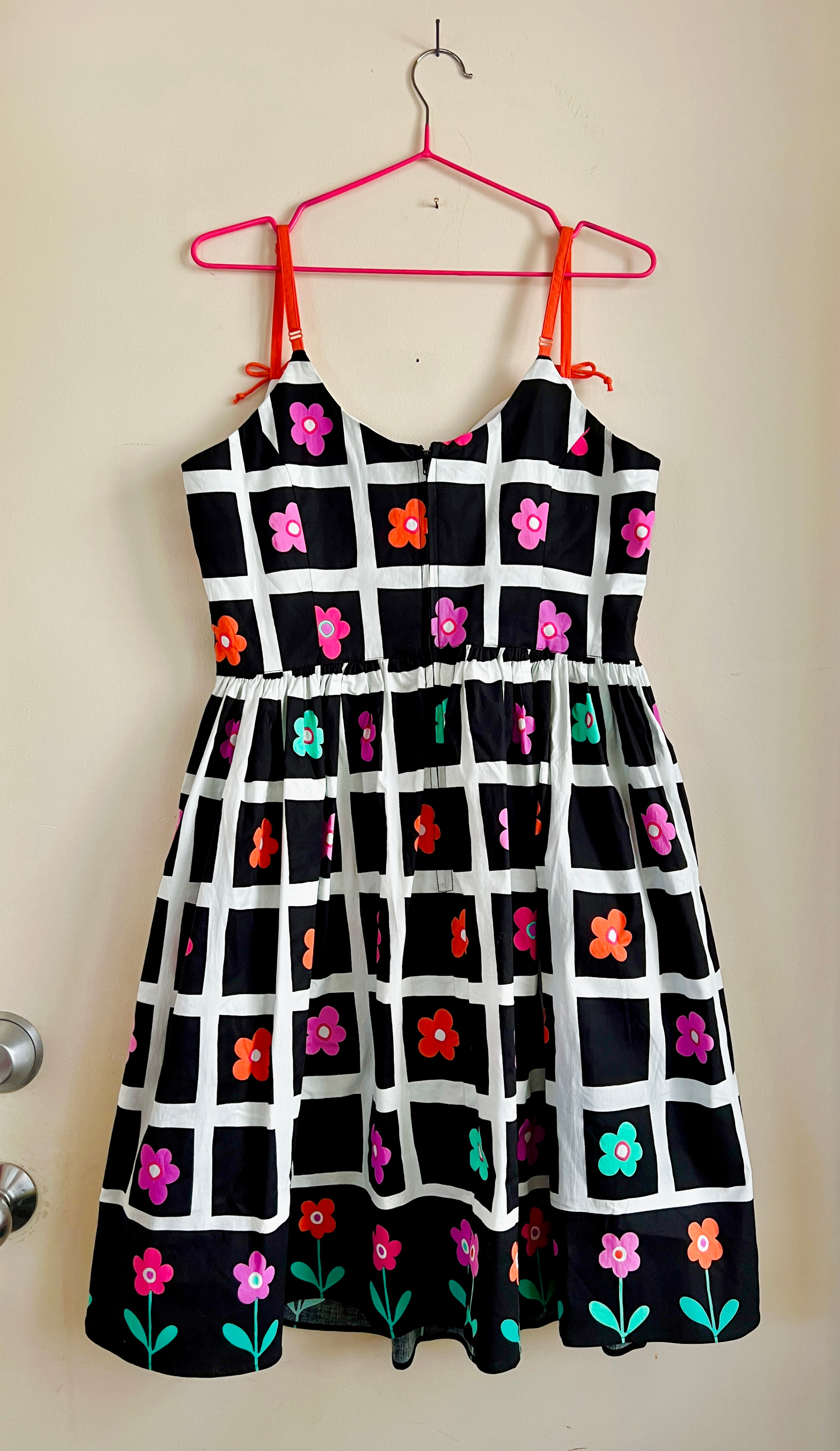 Black & White Checkered Flowers Strap Dress by Hell Bunny - photo 3