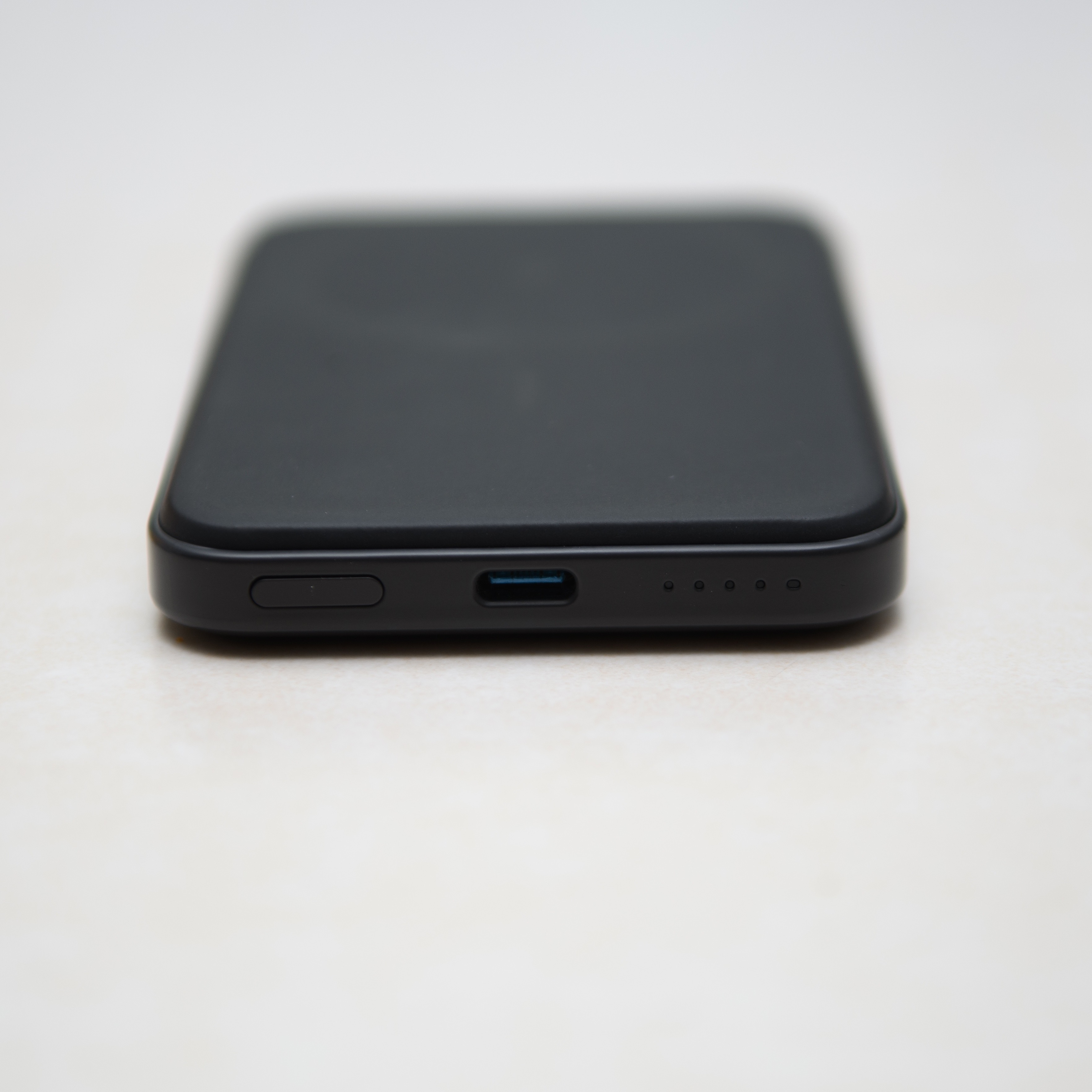 Anker 621 MagGo MagSafe Power Bank - photo 5