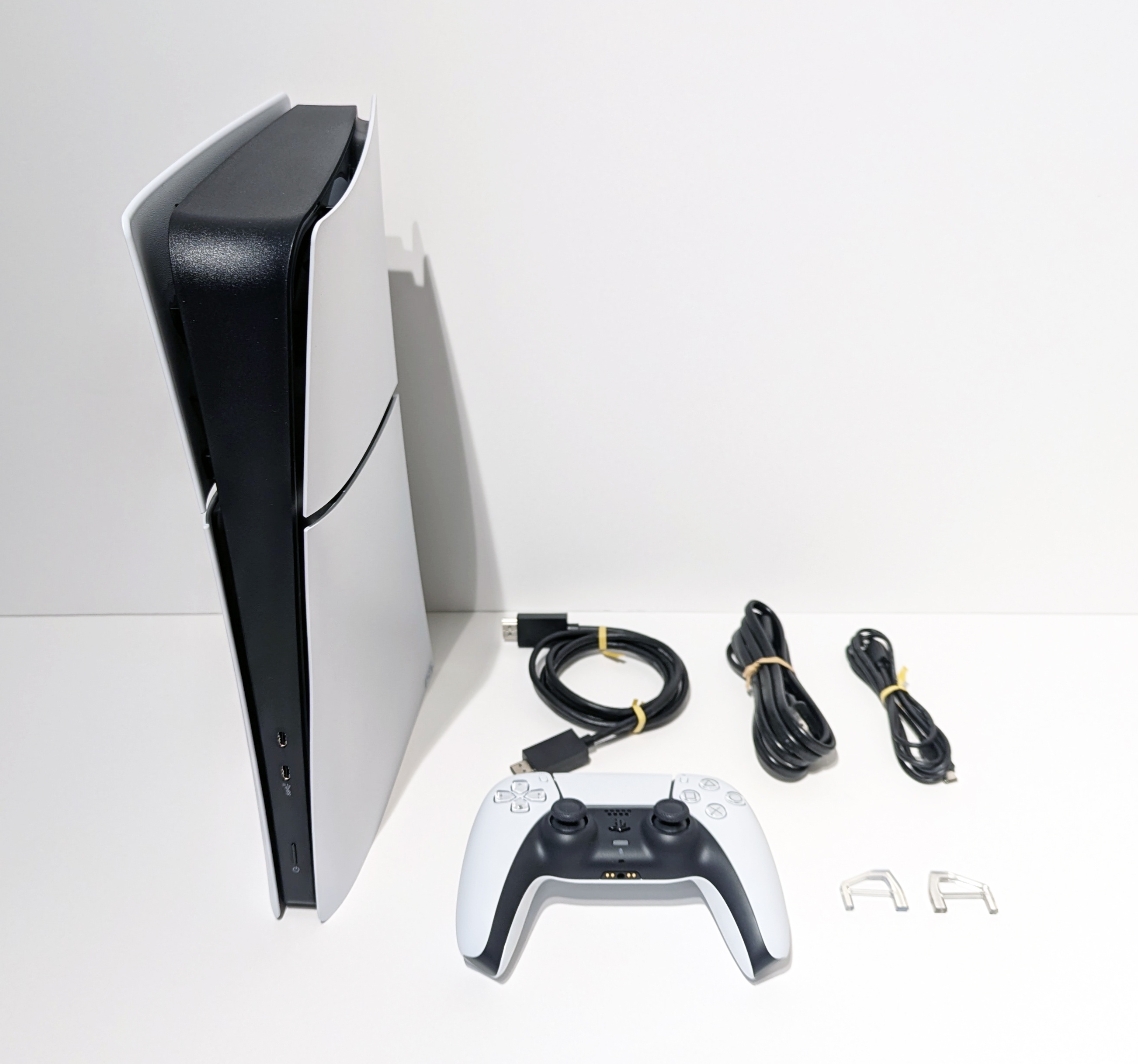 Sony PlayStation 5 SLIM Digital Edition - Like NEW