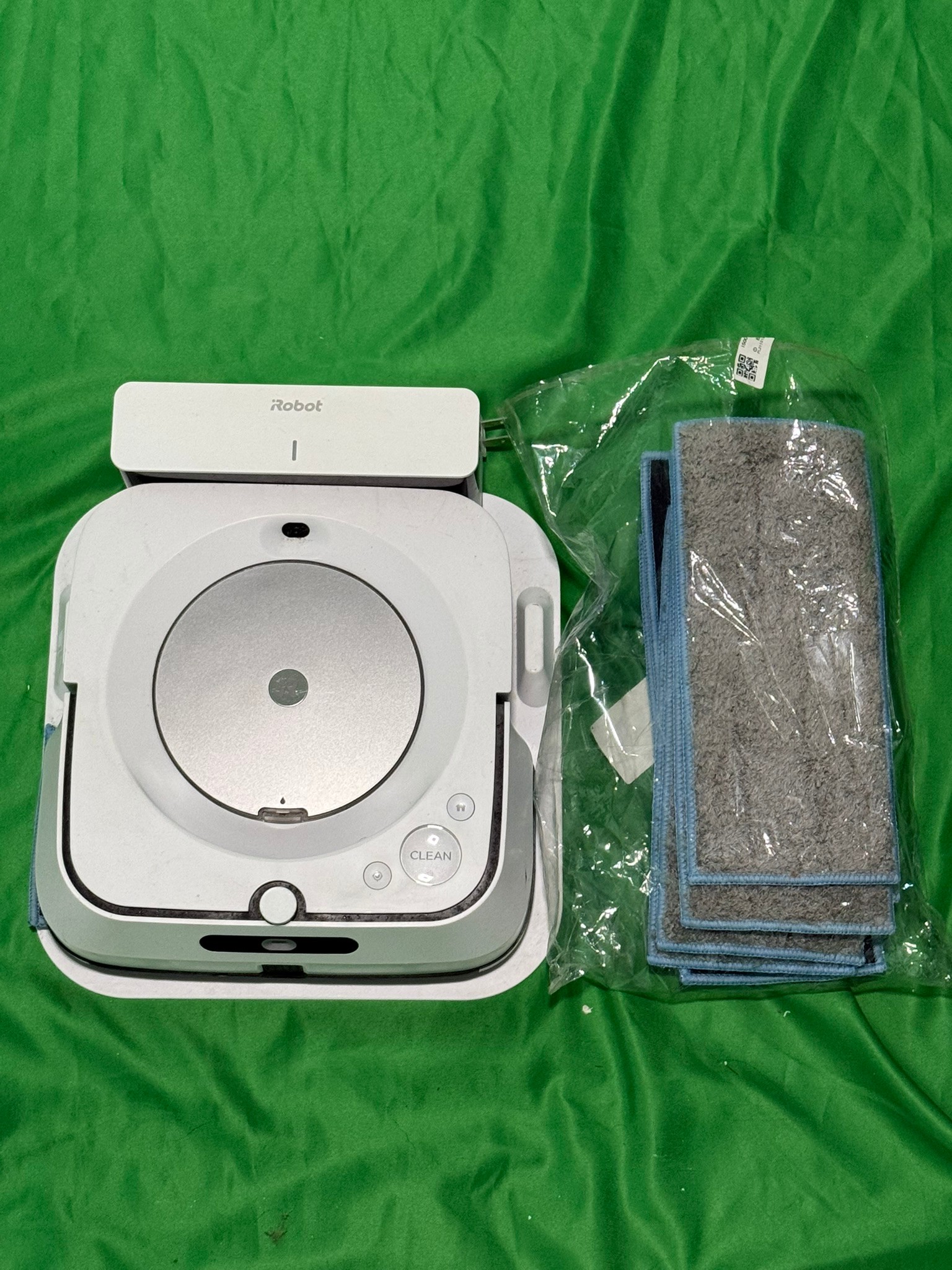 iRobot Braava Jet M6 (6110) Ultimate Robot Mop - Wi-Fi Connected - photo 2