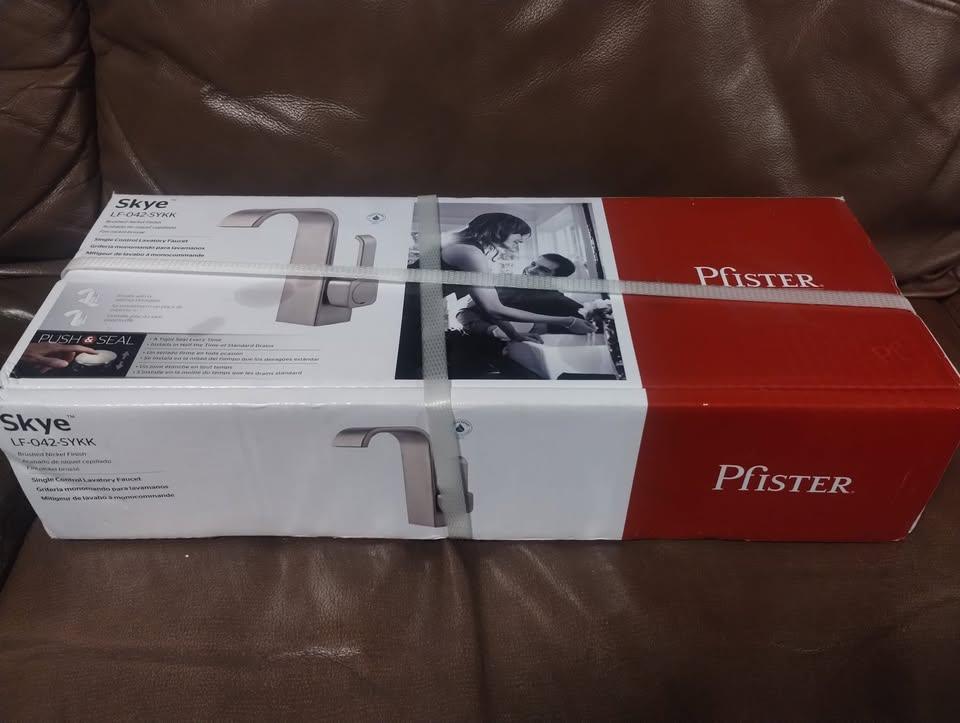 Pfister Skye Single Control Bathroom Faucet Brushed Nickel BNIB